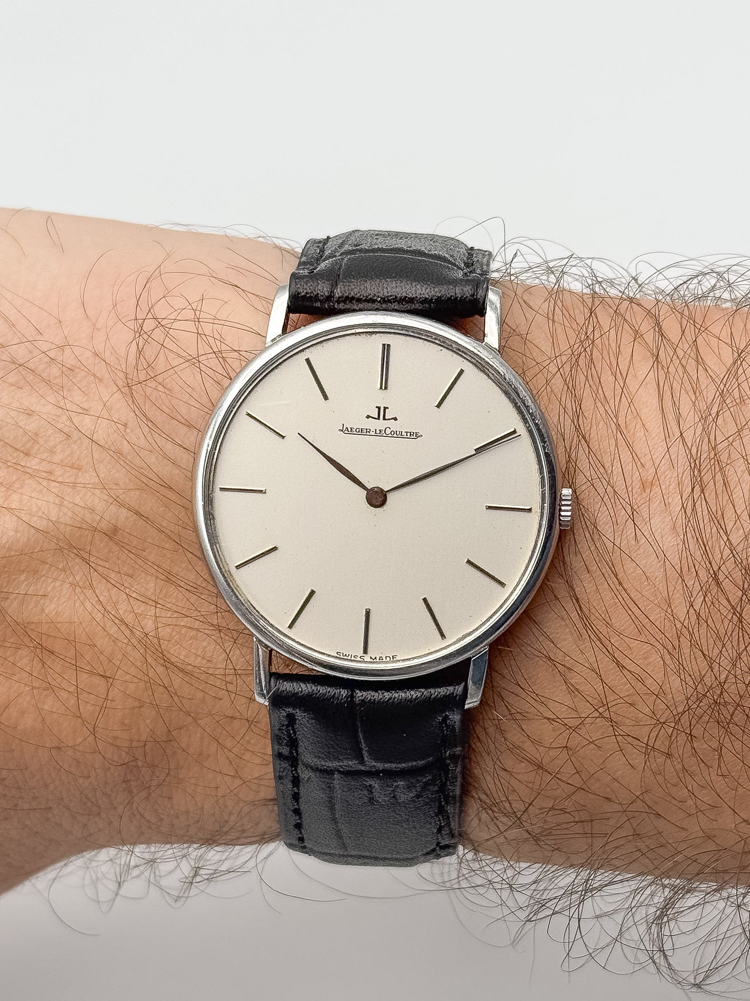Jaeger-LeCoultre - Dress Watch Acier Extra plate 9226 - 1970s - Atelier Victor Paris - Vintage Watch Shop Dubai
