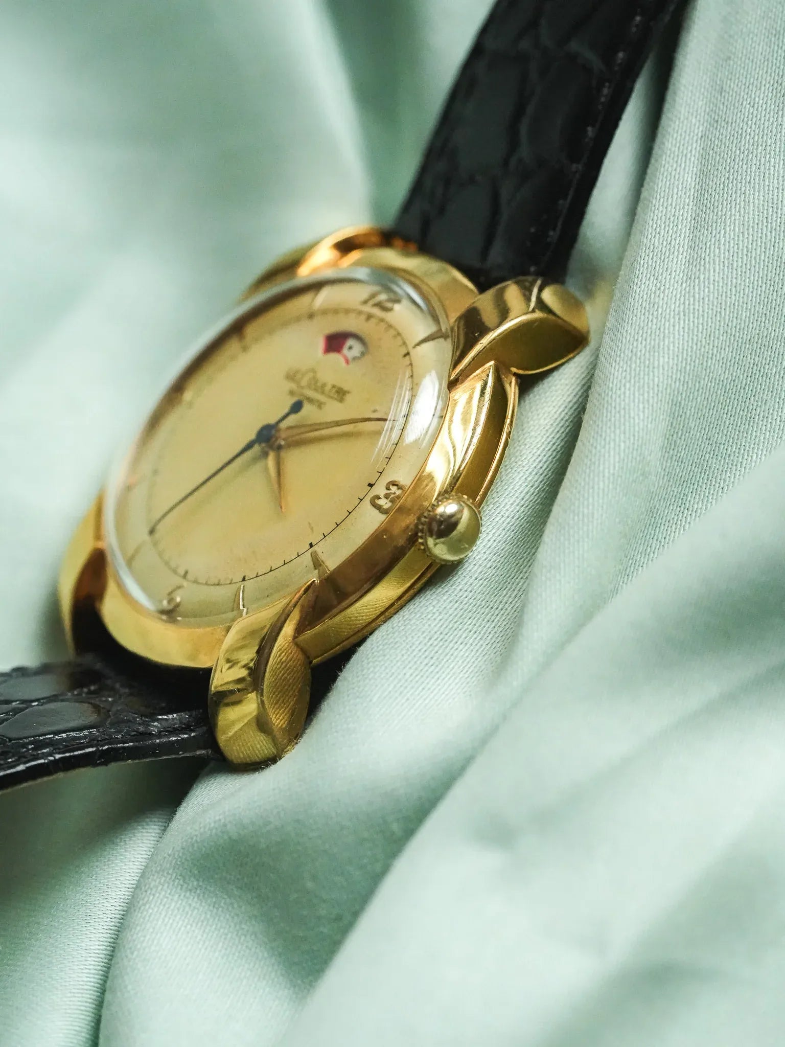 Jaeger-LeCoultre - Réserve de marche calibre 481 bumper 10k cornes fantaisies - 1950s - Atelier Victor