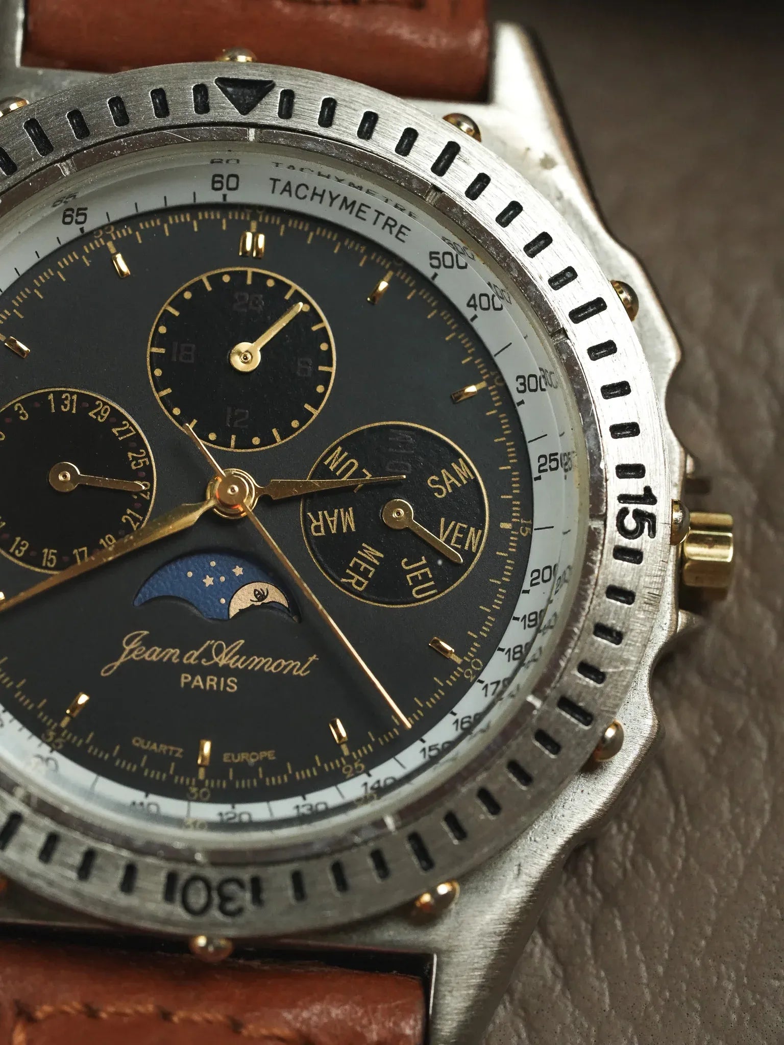 Jean d’Aumont Paris - Acier Triple Date Phase de lune Cadran noir - 1990s - Atelier Victor - Vintage Shop