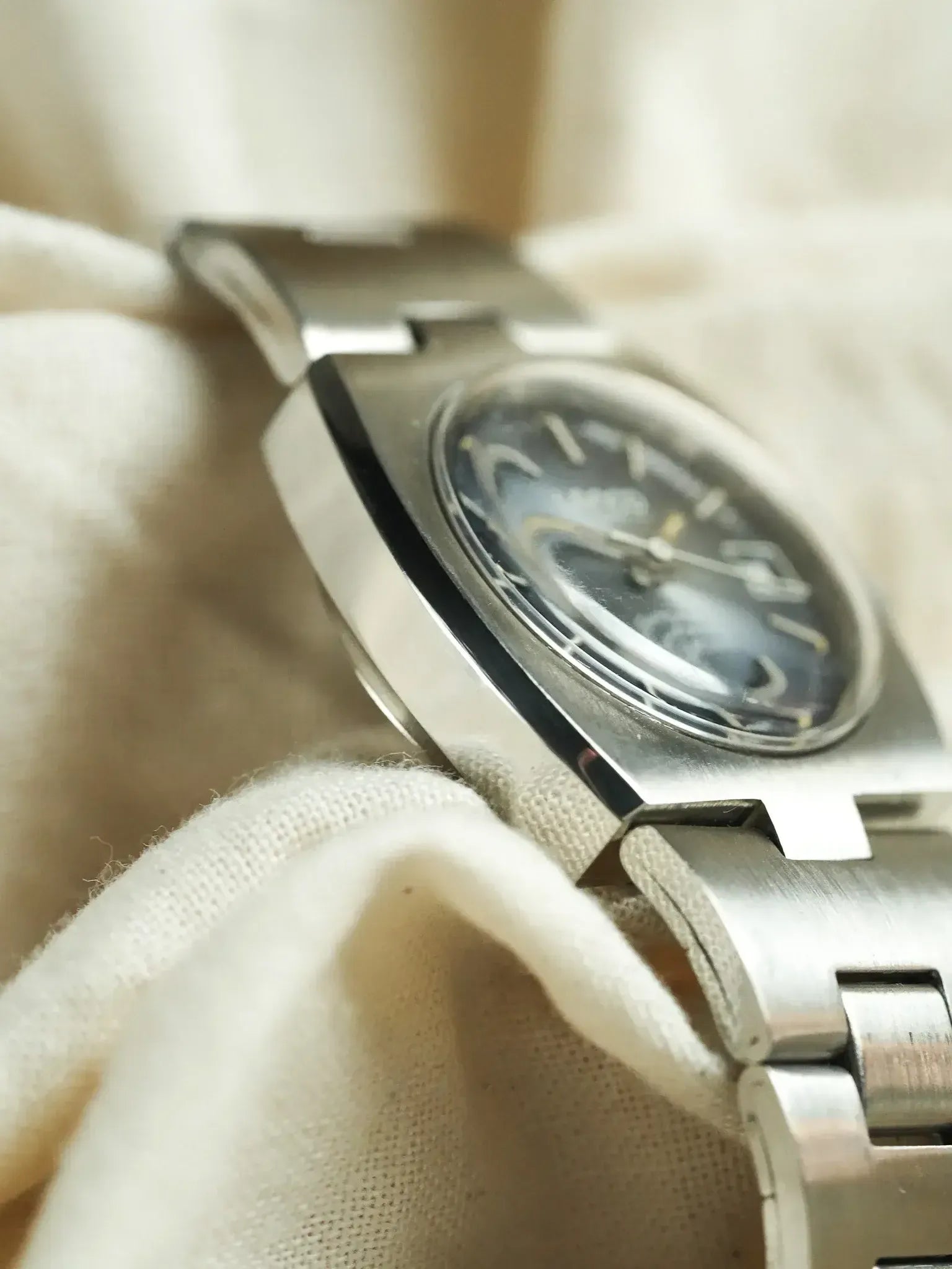 Lanco - Mini Tonneau Acier Bleu Automatique - NOS - 1980s - Atelier Victor