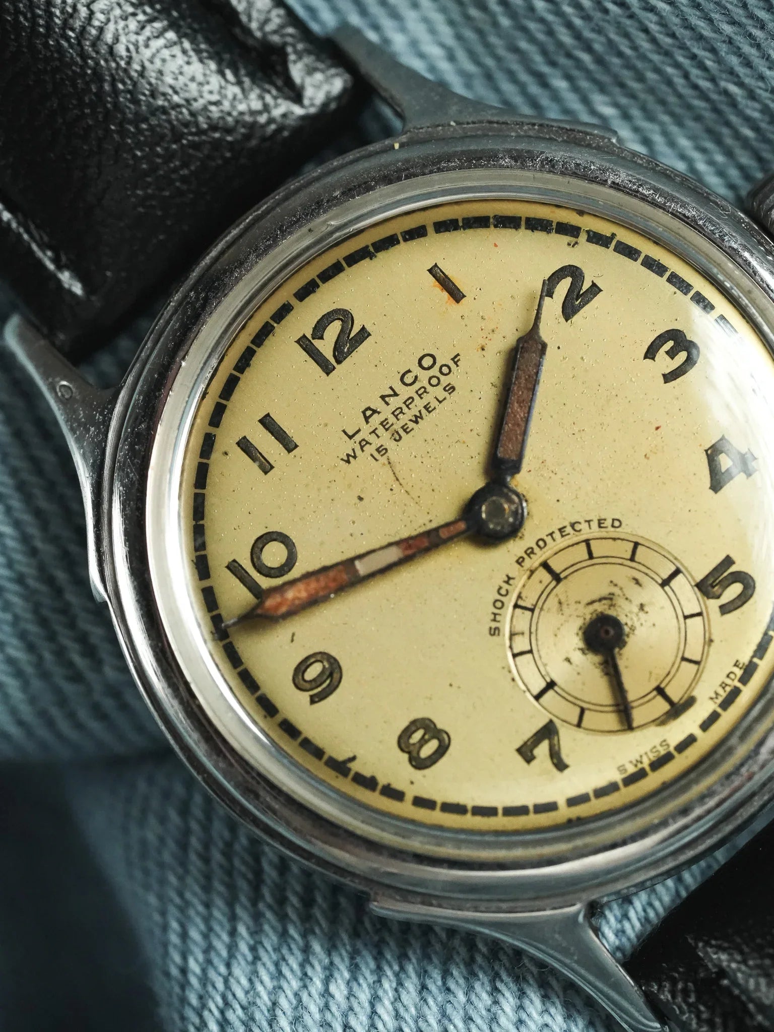 Lanco - montre militaire d'après guerre WWII Cadran Crème - 1940s - Atelier Victor - Vintage Shop