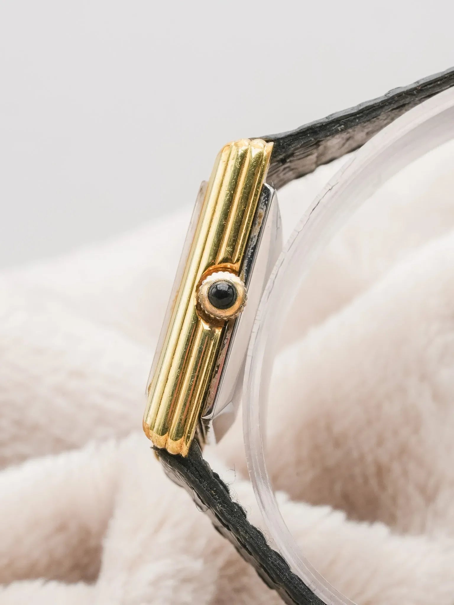 Levir Watch - Tank Plaqué or double épaisseur - 1980s - Atelier Victor - Vintage Shop