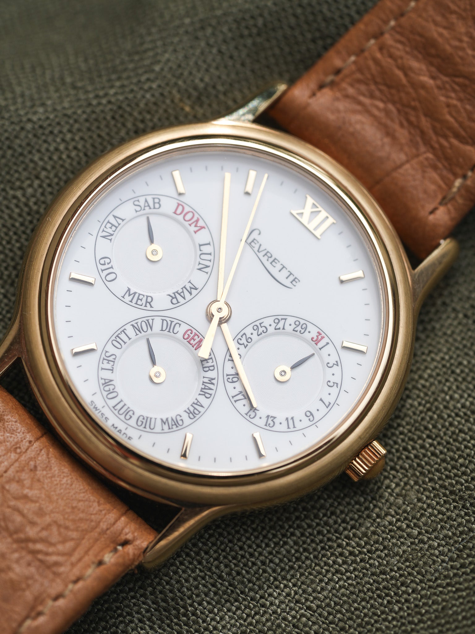 Levrette - Triple Calendar Plaqué or Blanc - NOS - 1990s - Atelier Victor Paris - Vintage Watch Shop Dubai
