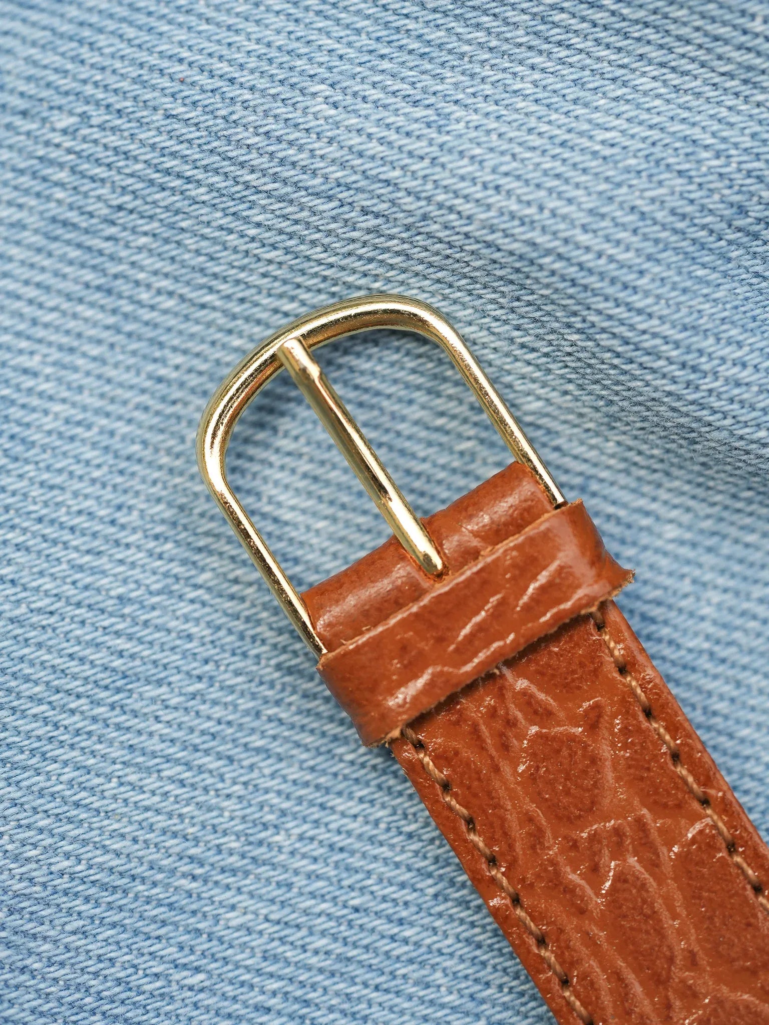 Lip - Carré plaqué or date - 1970s - Atelier Victor