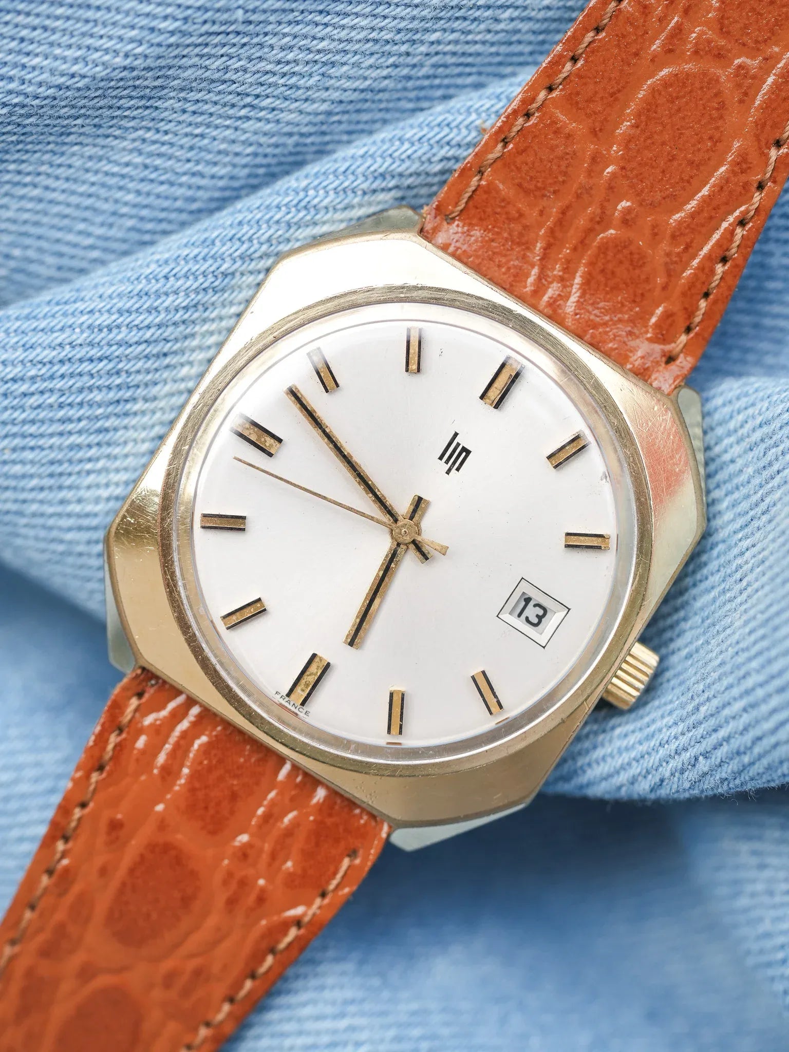 Lip - Carré plaqué or date - 1970s - Atelier Victor