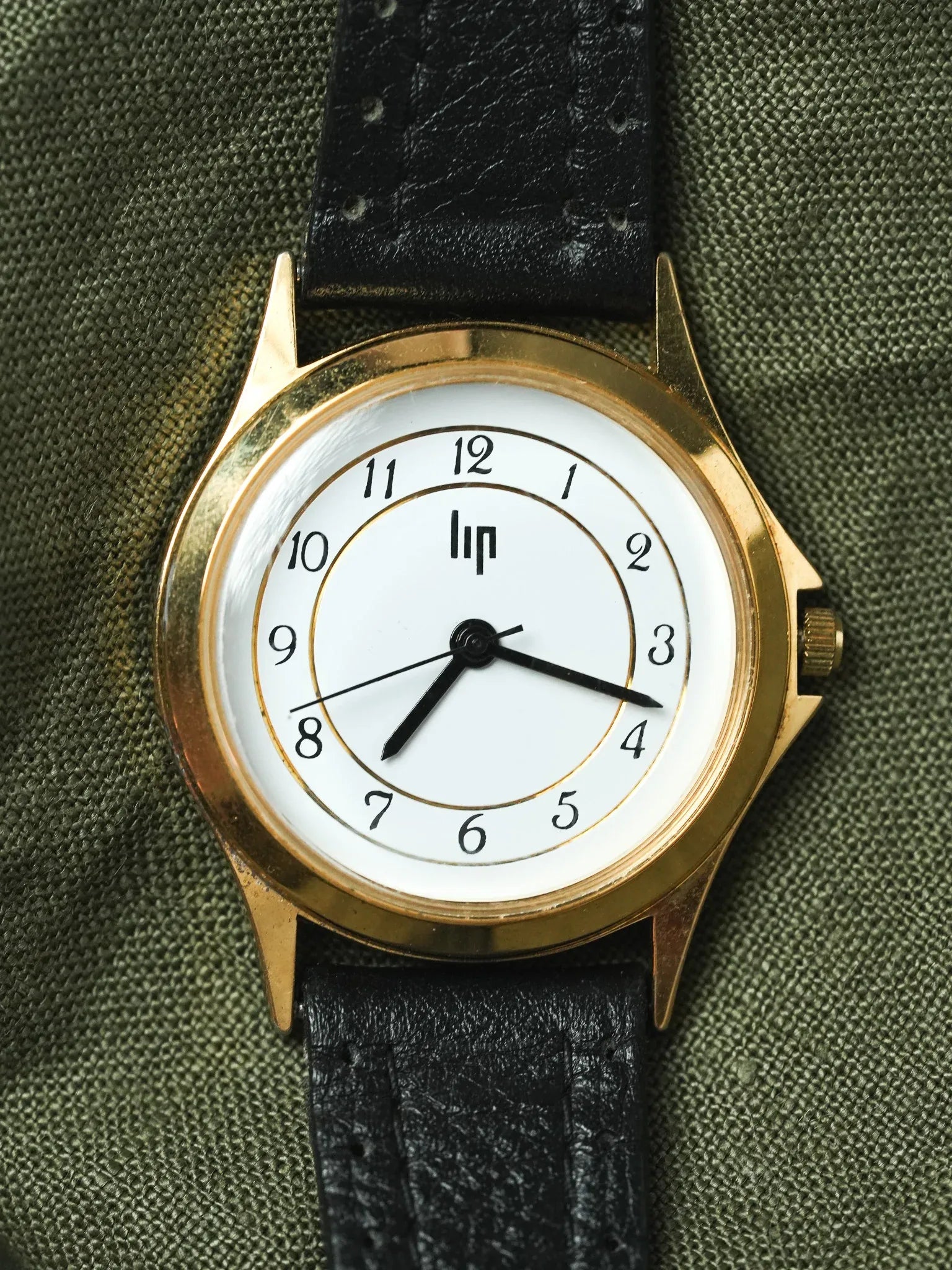 Lip - Rond Or Cadran blanc chiffres - 1990s - Atelier Victor