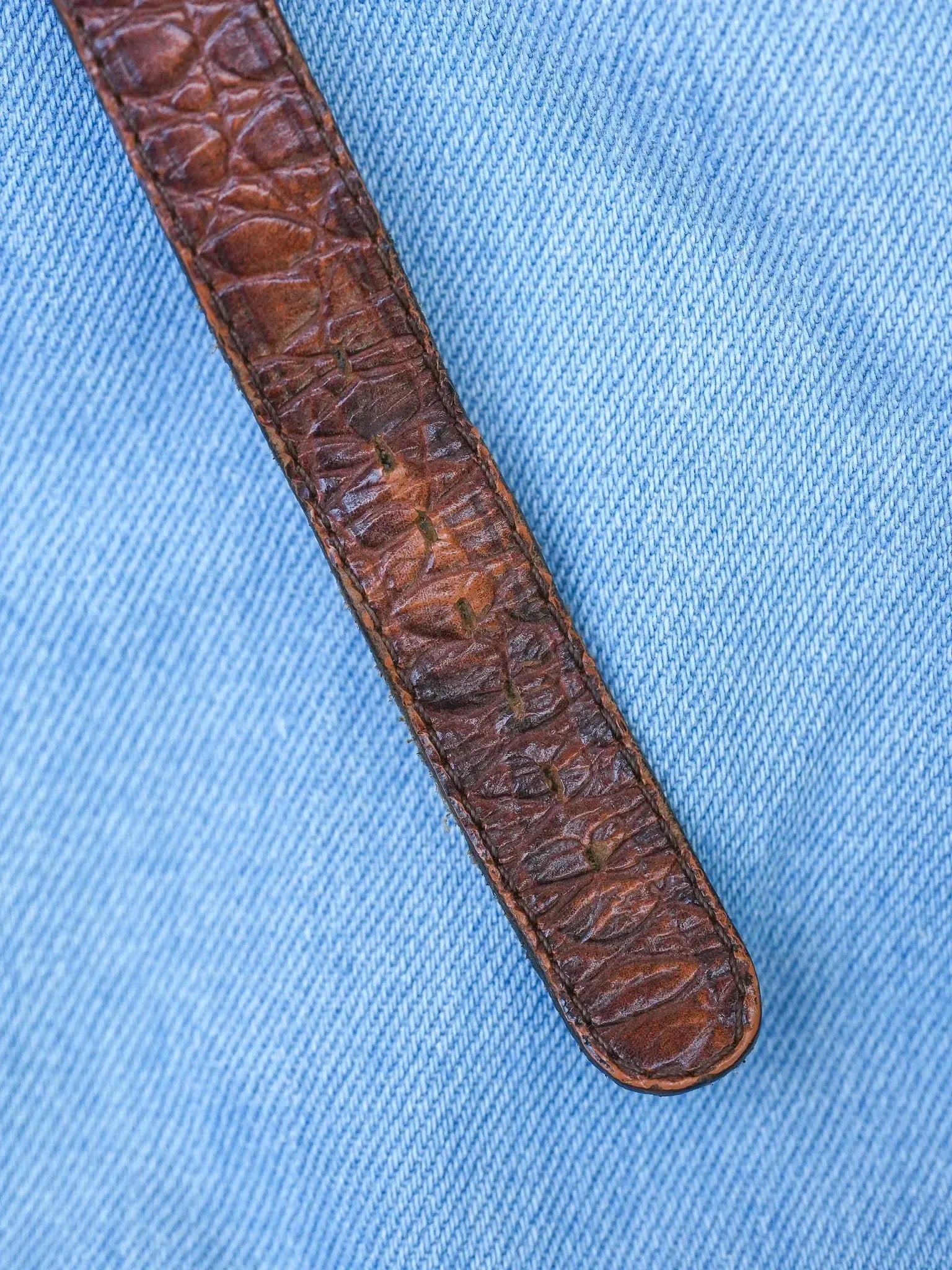 Lip - Tank Allongée Arrondie Saumon Plaqué or - 1990s - Atelier Victor