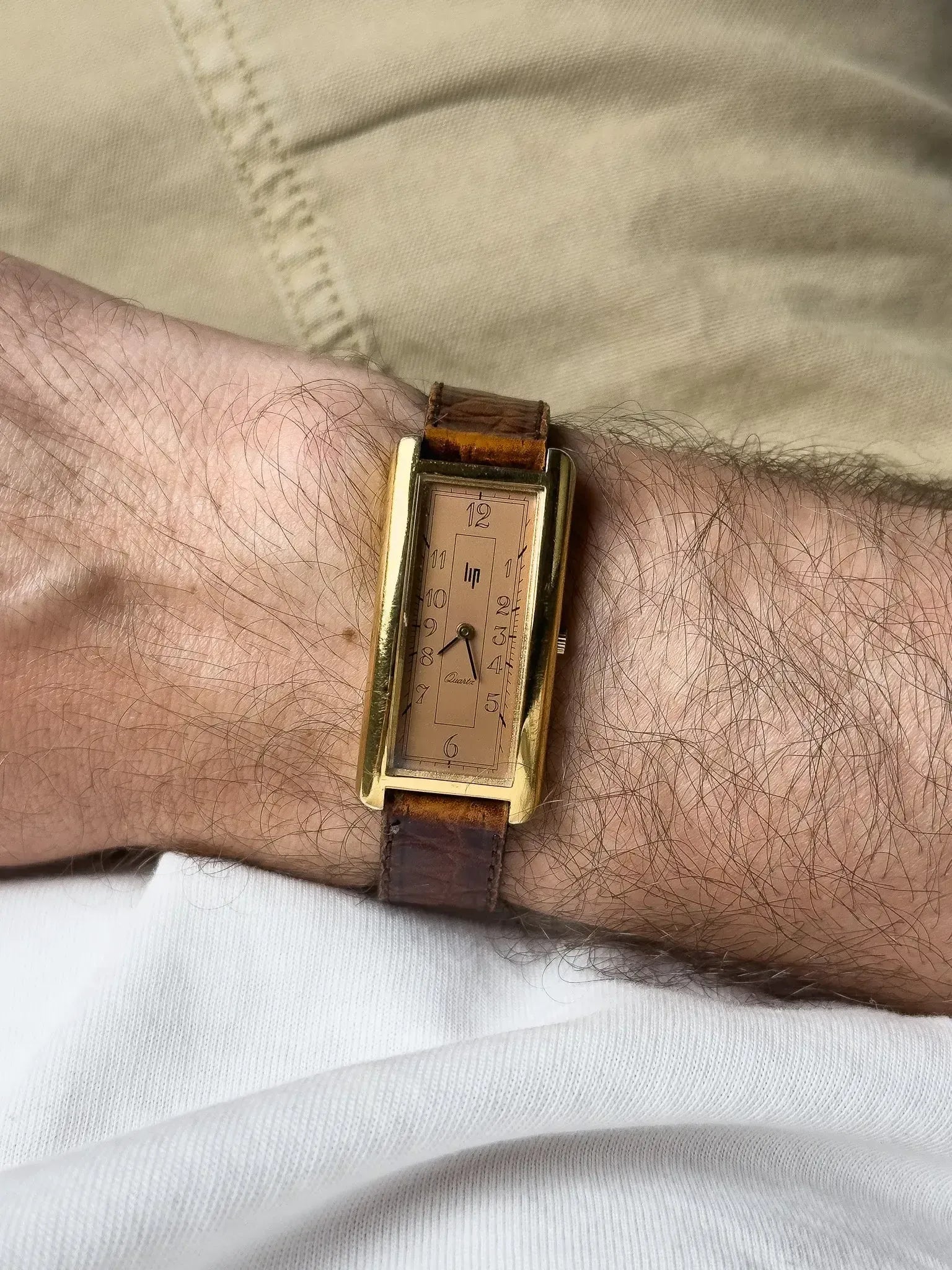 Lip - Tank Allongée Arrondie Saumon Plaqué or - 1990s - Atelier Victor