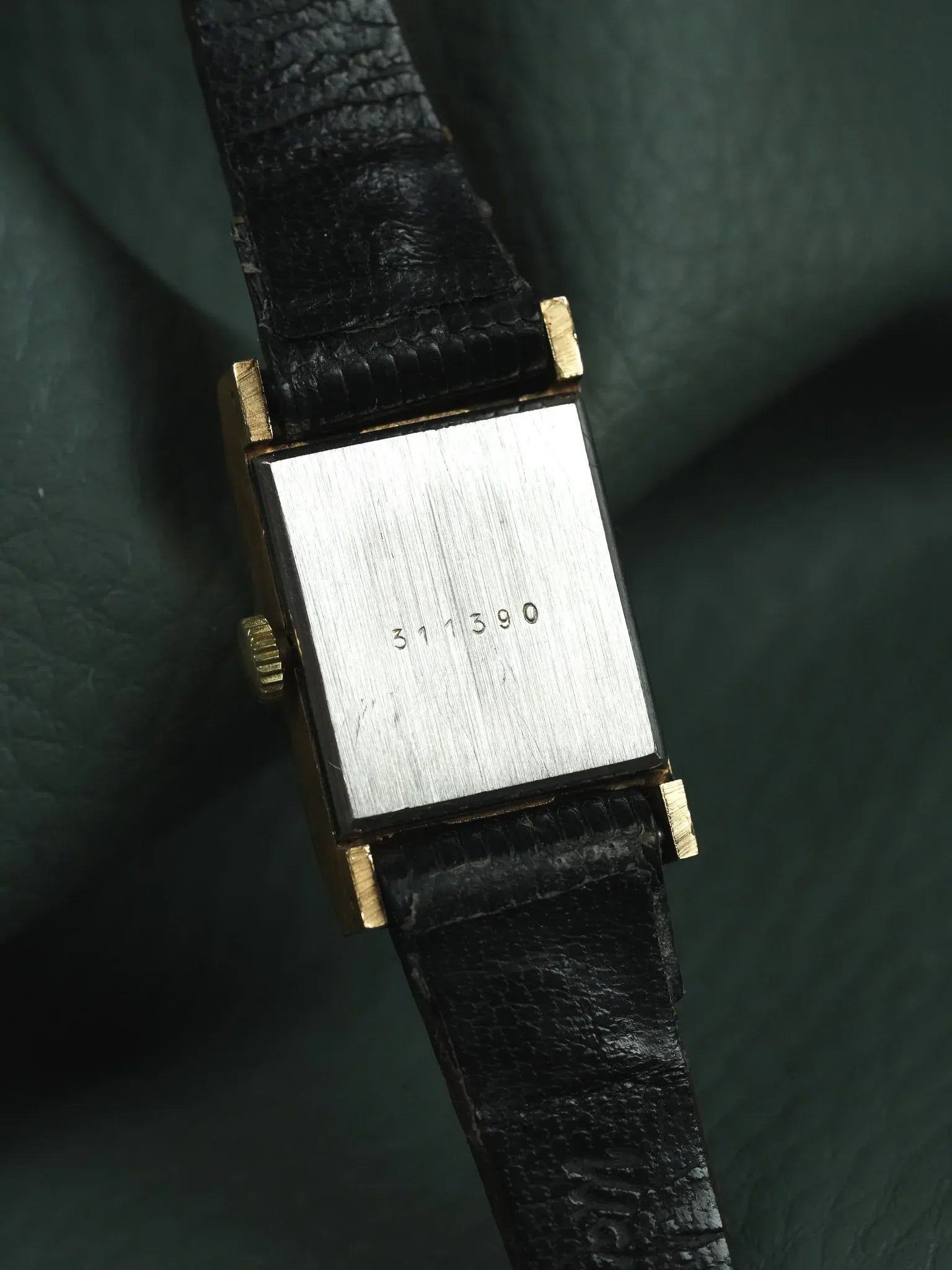 Lip - Tank Or Cadran Saumon Tapissé - 1970s - Atelier Victor - Vintage Shop