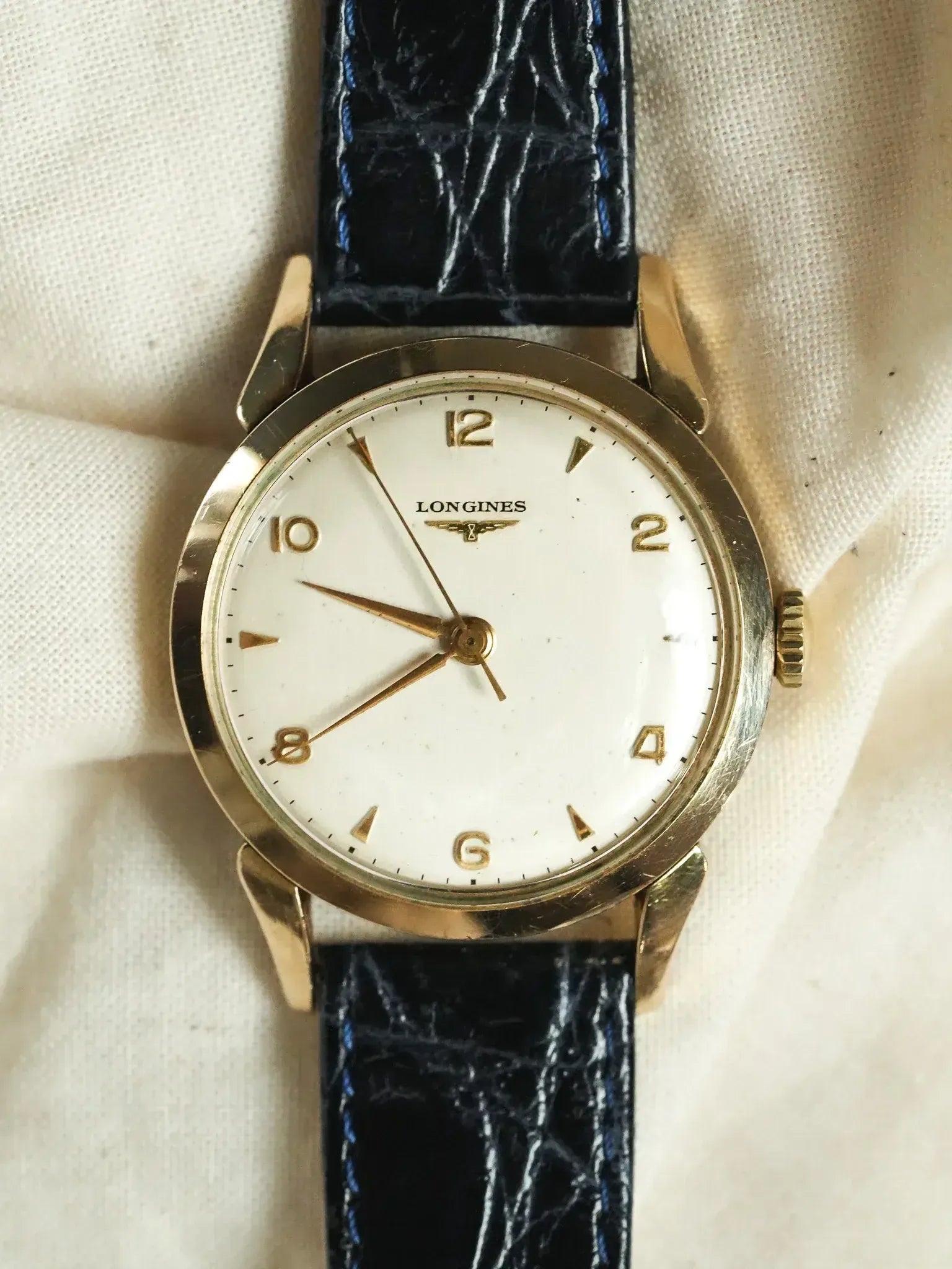 Longines - 8418 Cornes Gouttes d'eau plaqué or index - 1960s - Atelier Victor