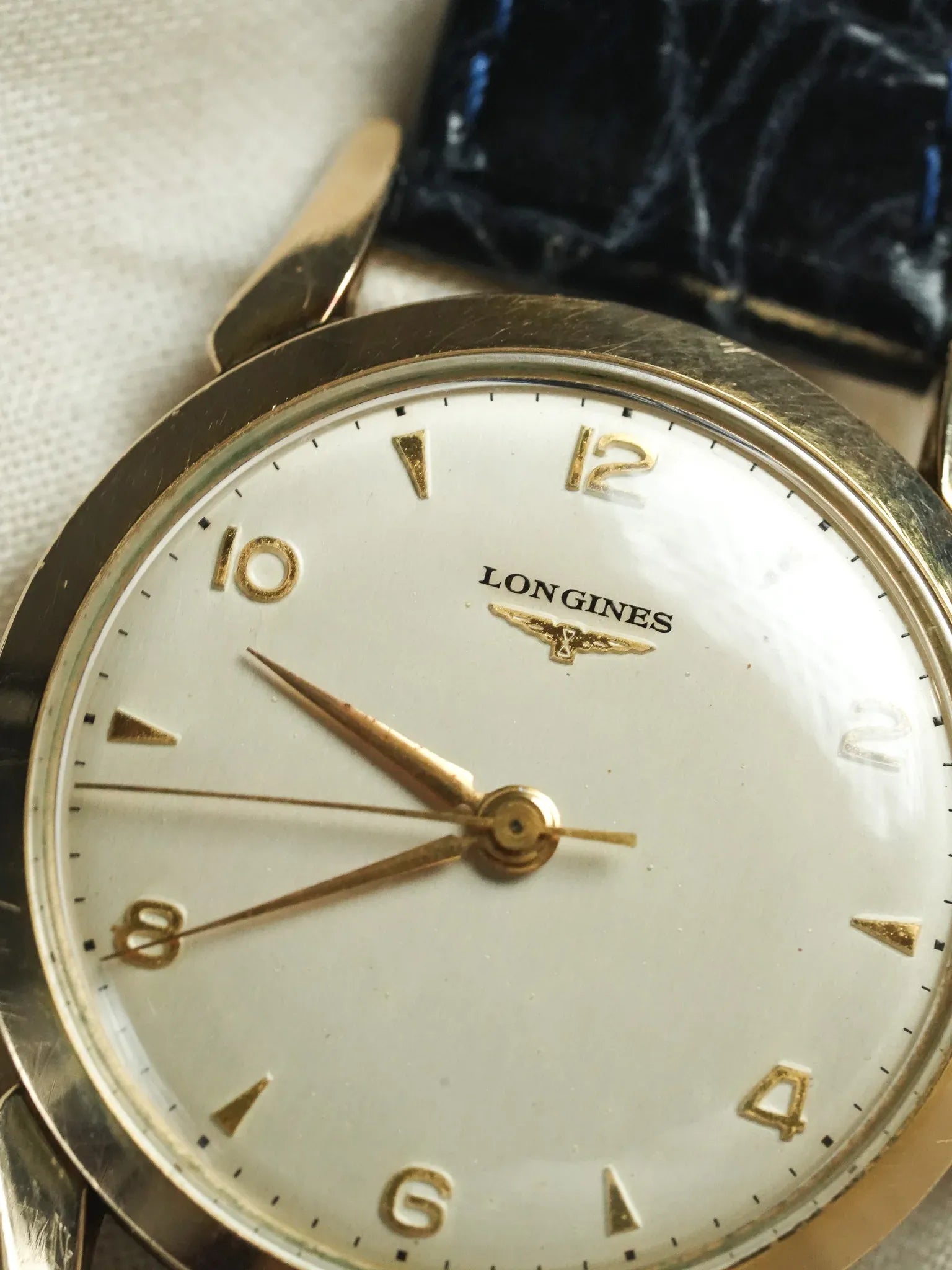 Longines - 8418 Cornes Gouttes d'eau plaqué or index - 1960s - Atelier Victor - Vintage Shop