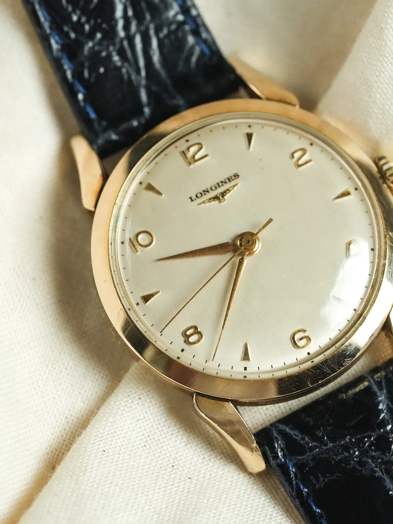 Longines - 8418 Cornes Gouttes d'eau plaqué or index - 1960s - Atelier Victor - Vintage Shop