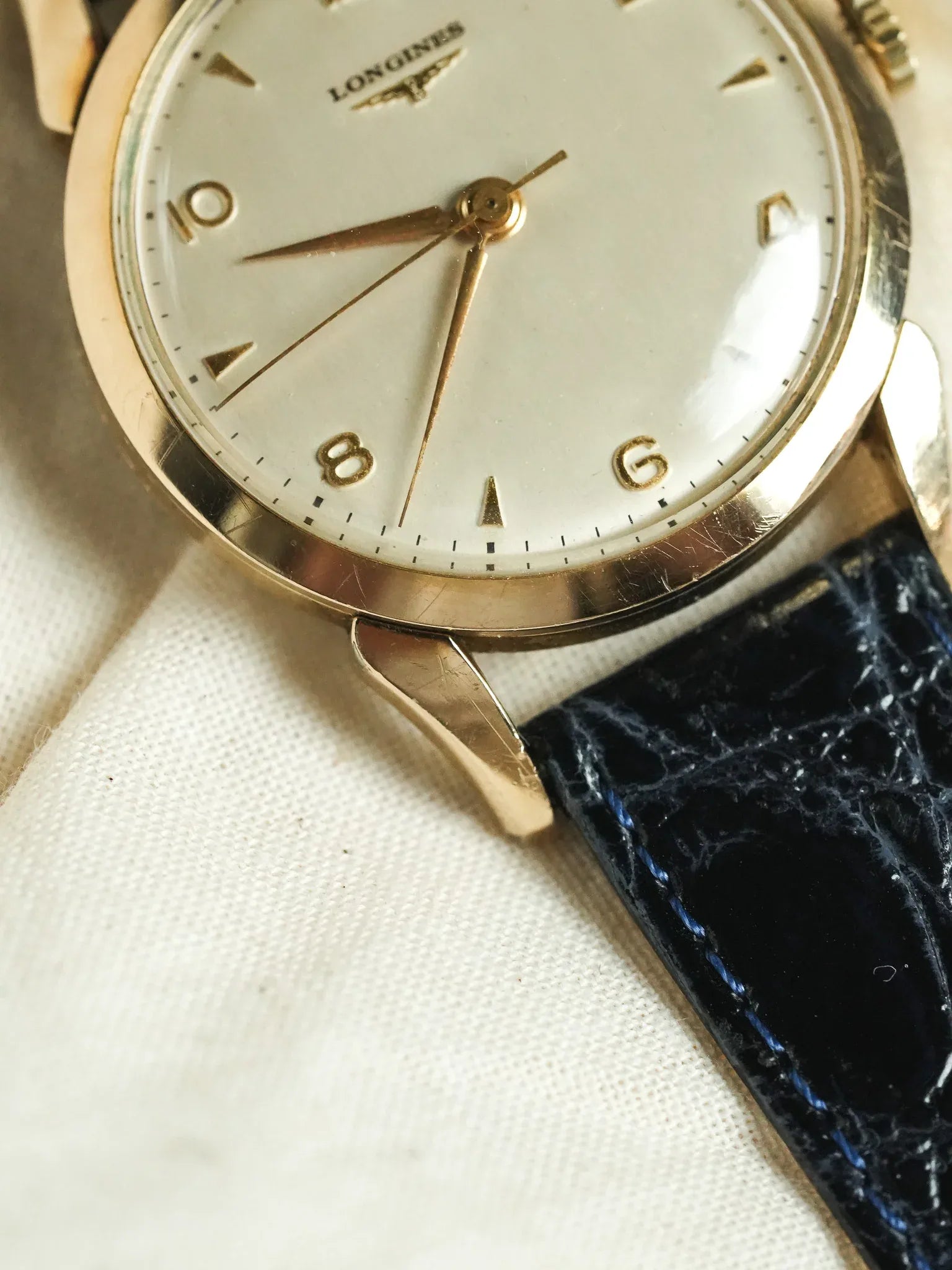 Longines - 8418 Cornes Gouttes d'eau plaqué or index - 1960s - Atelier Victor - Vintage Shop