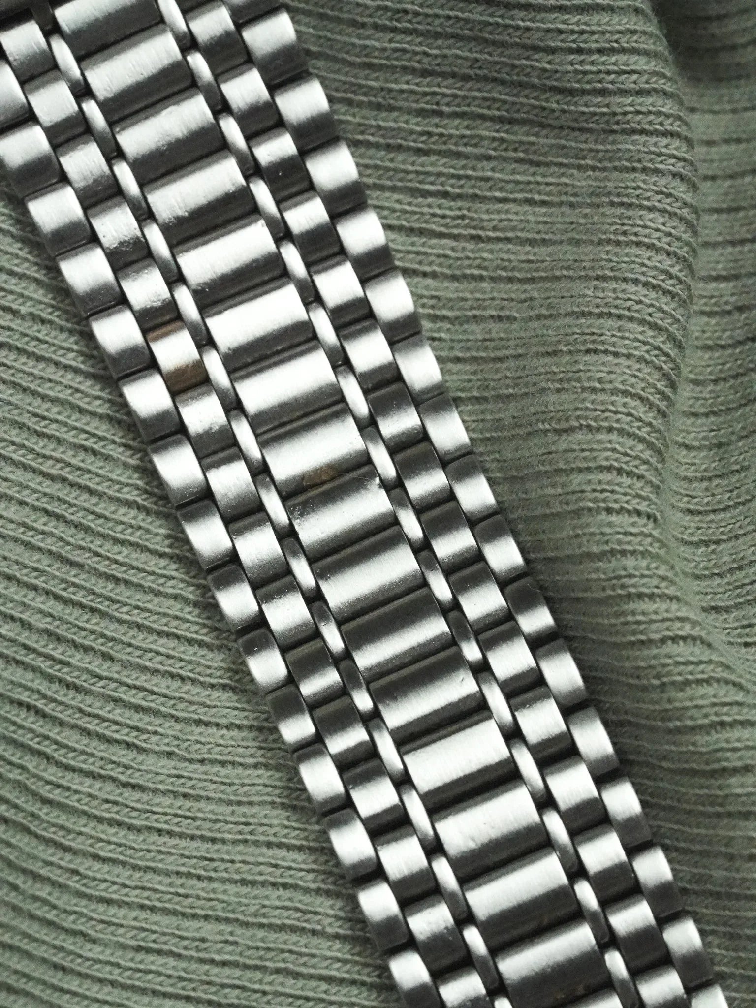 Longines - Bracelet Acier Maille Lunette Or - Papier - 1991 - Atelier Victor - Vintage Shop