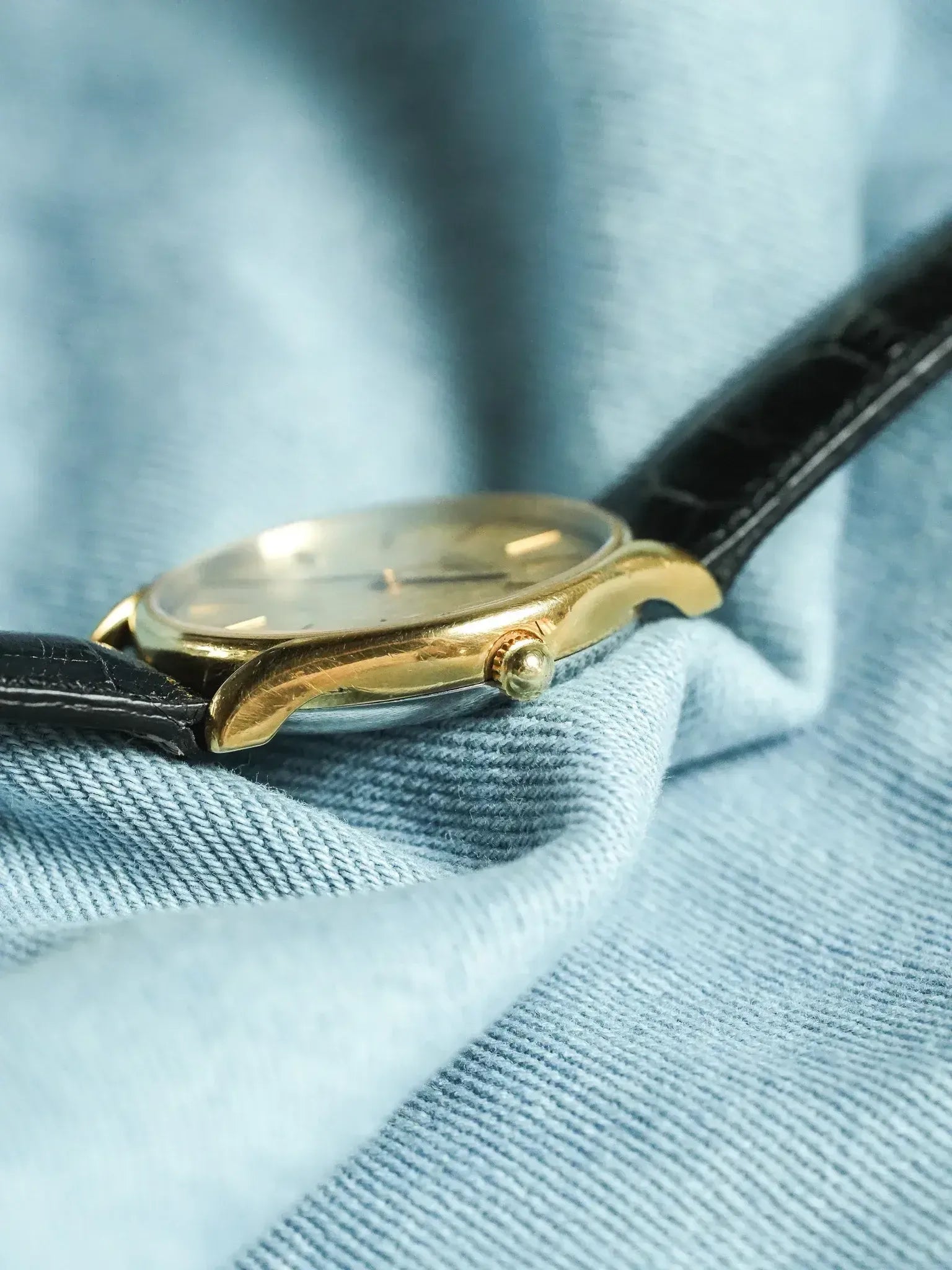 Longines - Cadran lin date plaqué or index onyx - 1980s - Atelier Victor