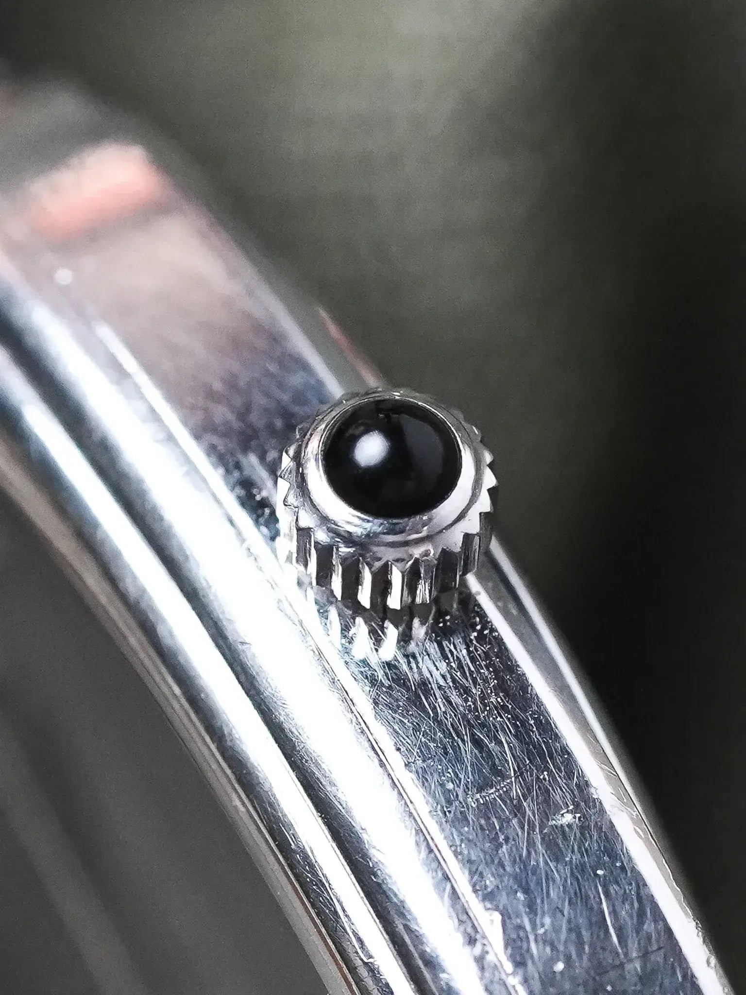 Longines - Cadran TV Acier Patiné date - 1980s - Atelier Victor
