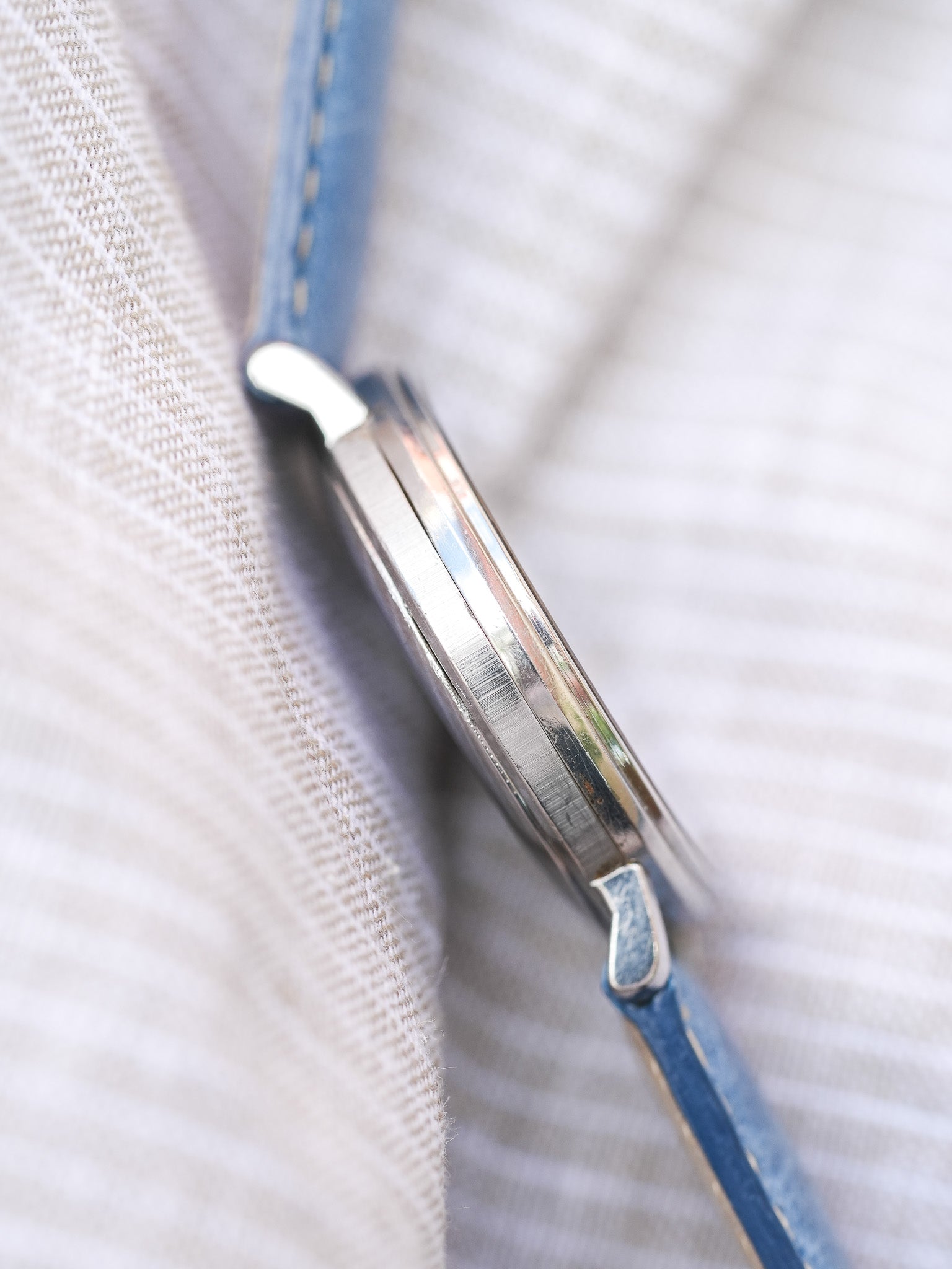 Longines - Circle Acier Date - 1980s - Atelier Victor - Vintage Shop