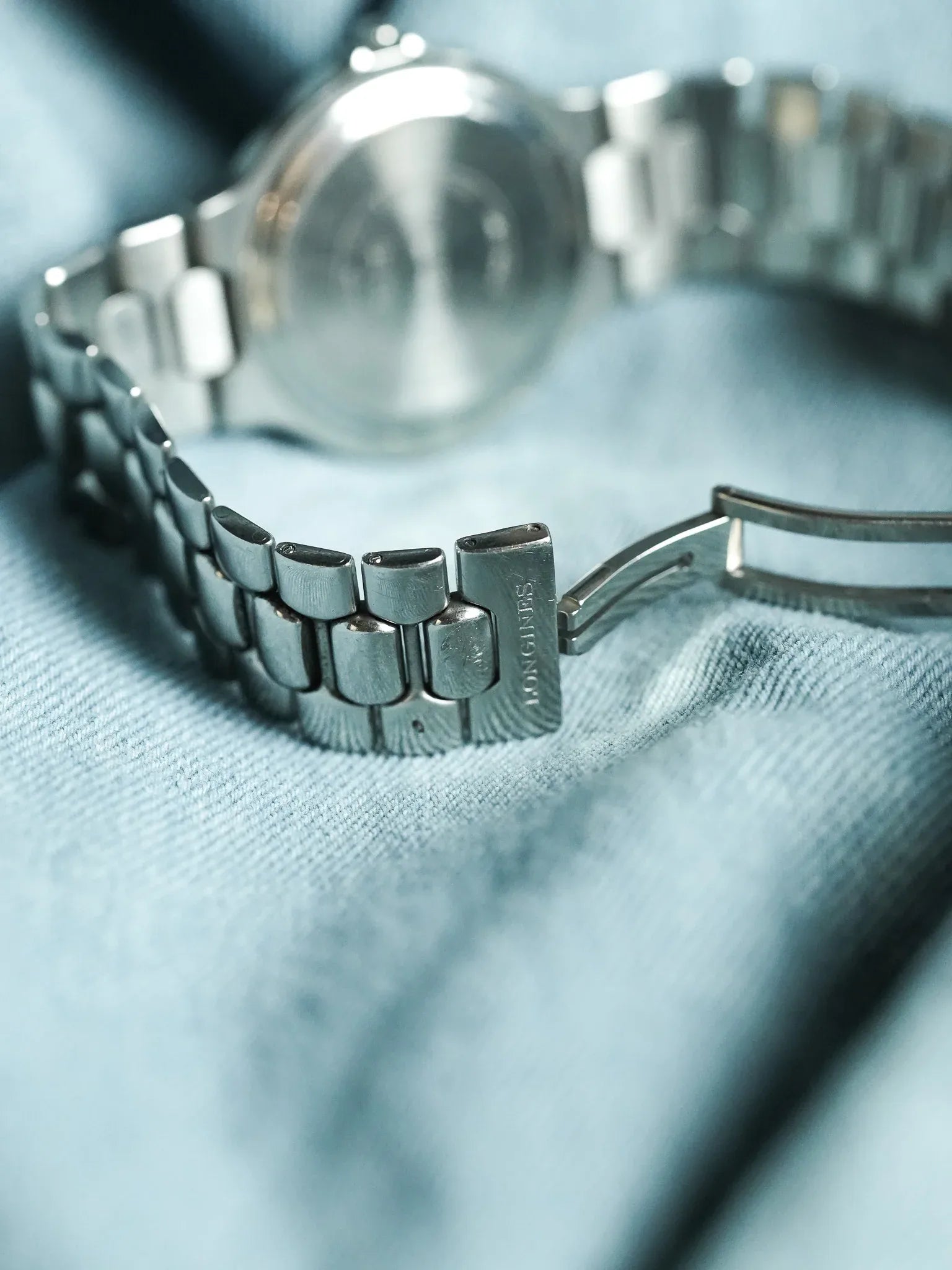 Longines - Conquest V.H.P Acier Date Blanc Index Or - 1990s - Atelier Victor