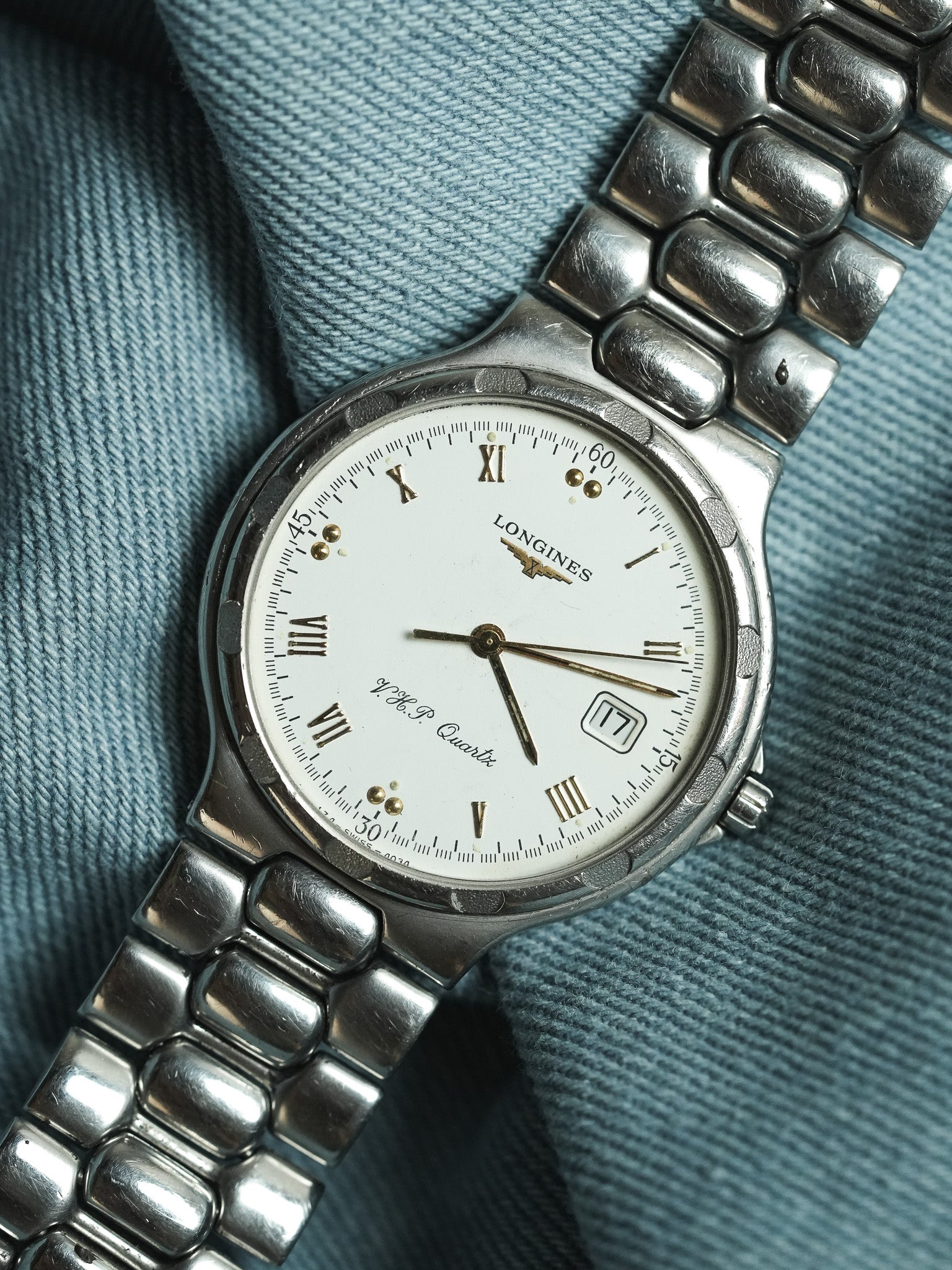 Longines - Conquest V.H.P Acier Date Blanc Index Or - 1990s - Atelier Victor - Vintage Shop