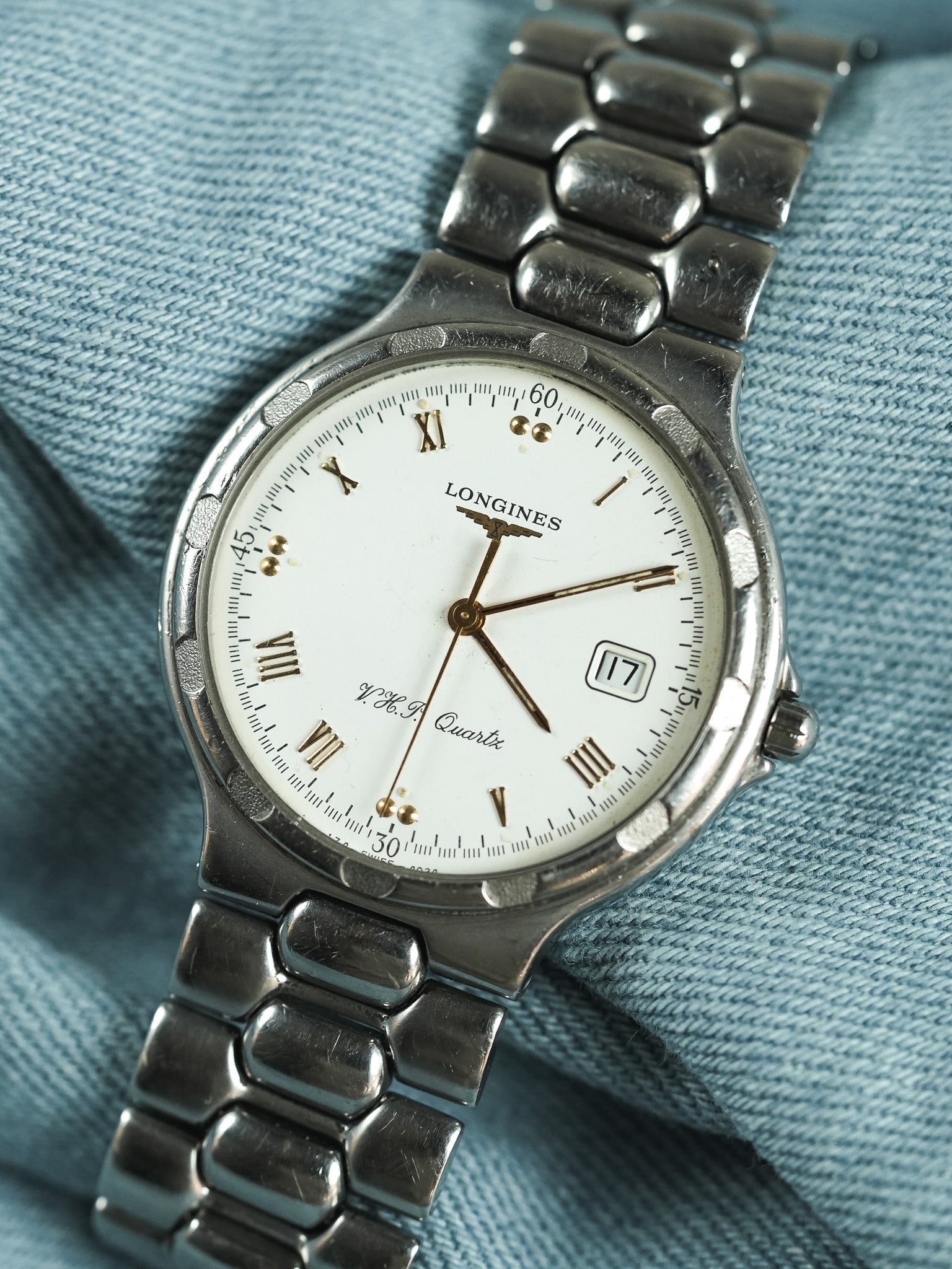 Longines - Conquest V.H.P Acier Date Blanc Index Or - 1990s - Atelier Victor - Vintage Shop