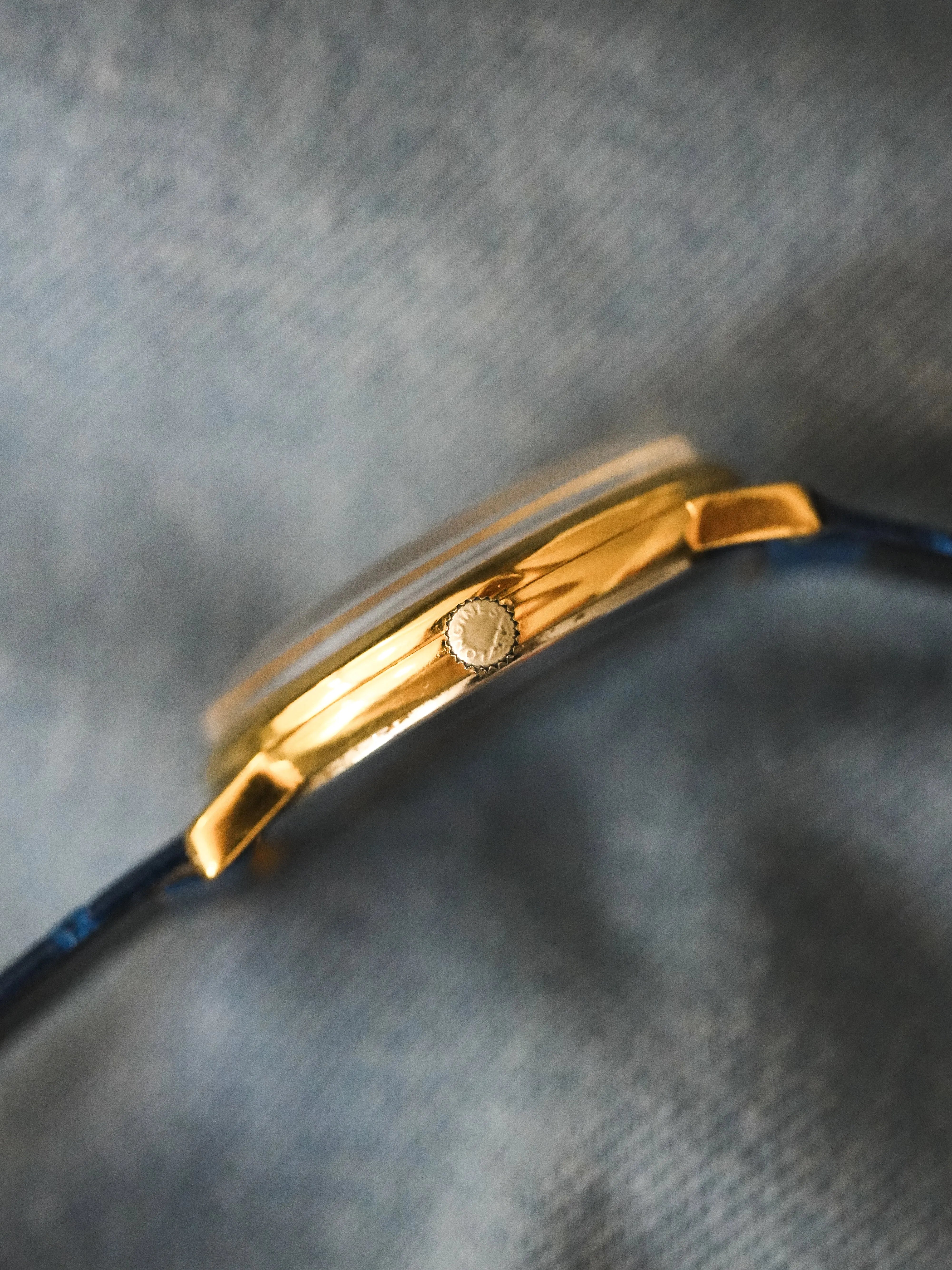 Longines - Dress Watch 6942 Plaqué or Index onyx - 1980s - Atelier Victor