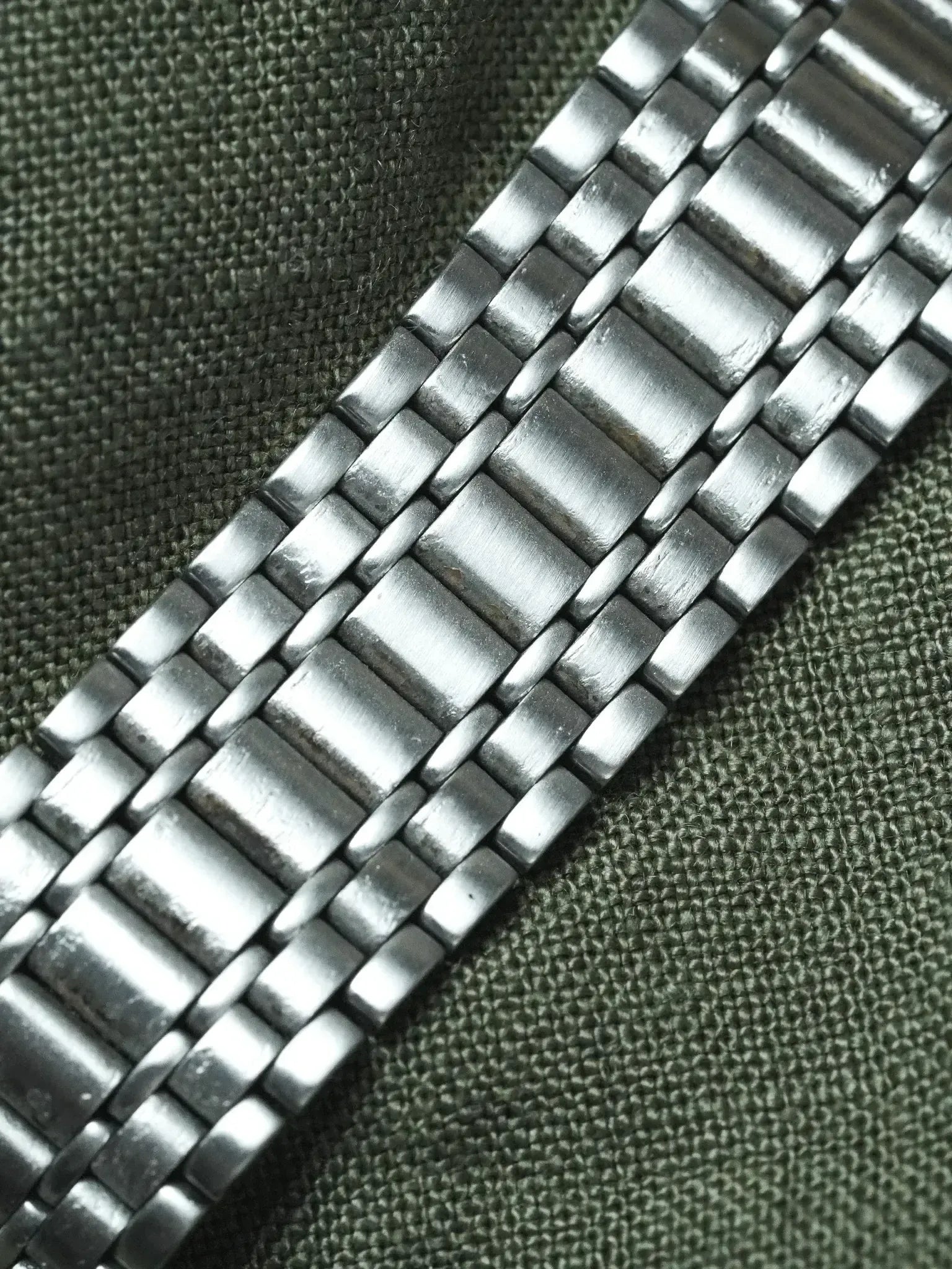 Longines - Flagship Maille Acier Cadran Lunette Or - 1980s - Atelier Victor