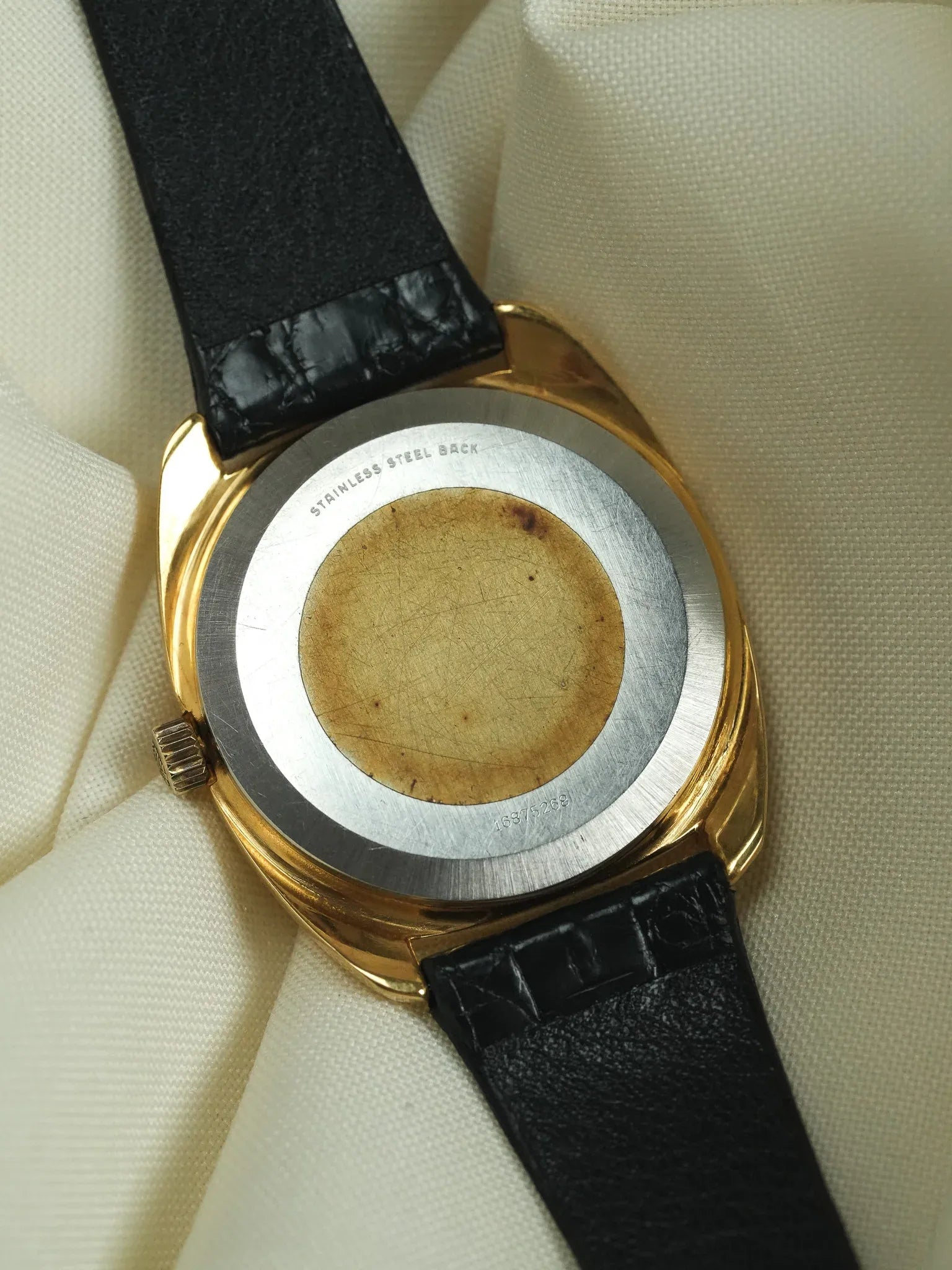 Longines - Flagship Ultronic Tonneau plaqué or - 1970s - Atelier Victor