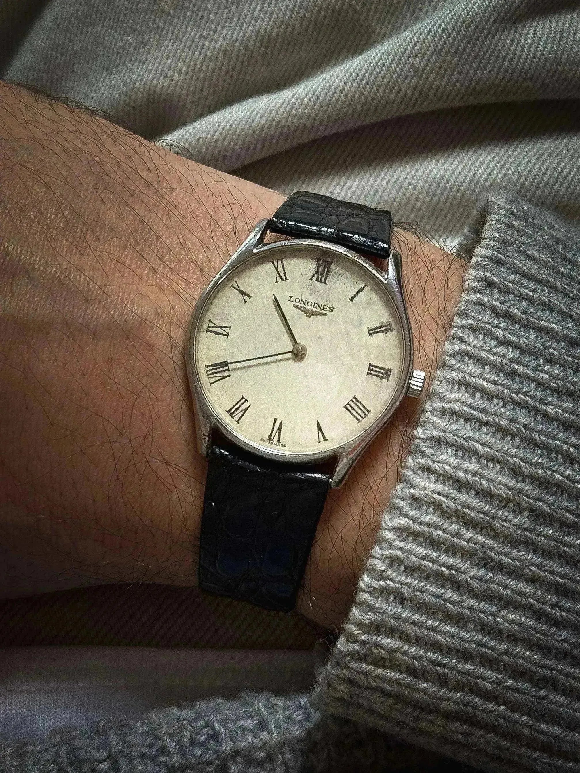 Longines - Index Romain Lin Acier - 1977 - Atelier Victor