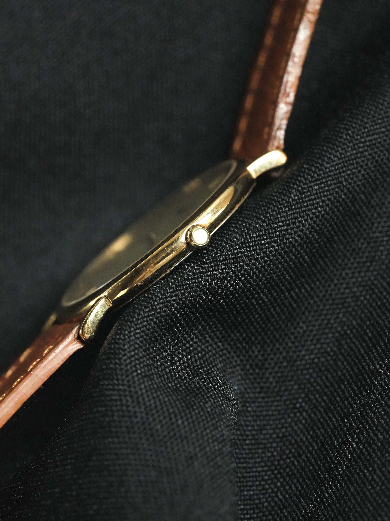 Longines - La Grande Classique Ronde Or Extra plate - 1990s - Atelier Victor - Vintage Shop