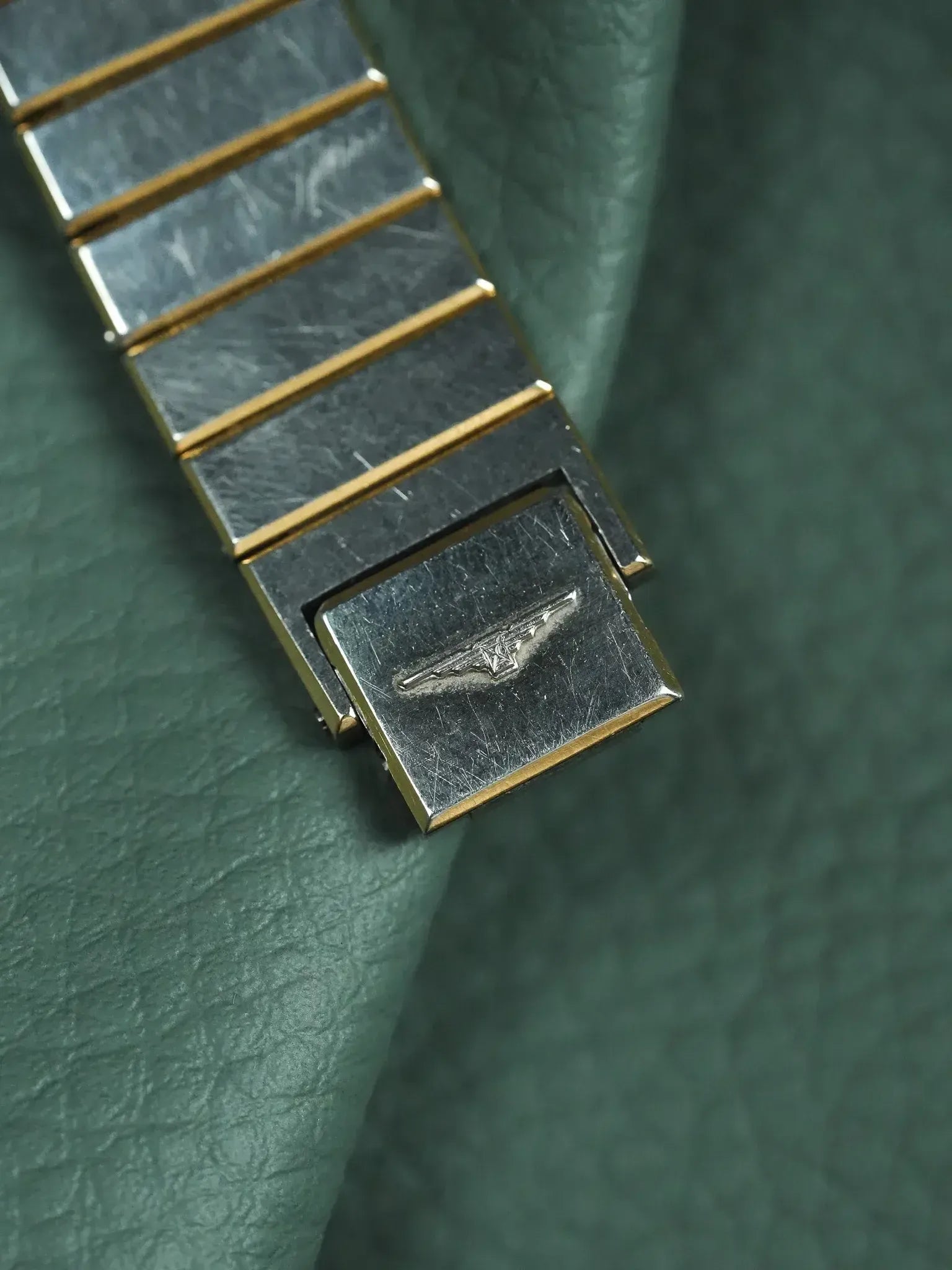 Longines - Li Quartz Royal Octogonale Acier Or - 1980s - Atelier Victor