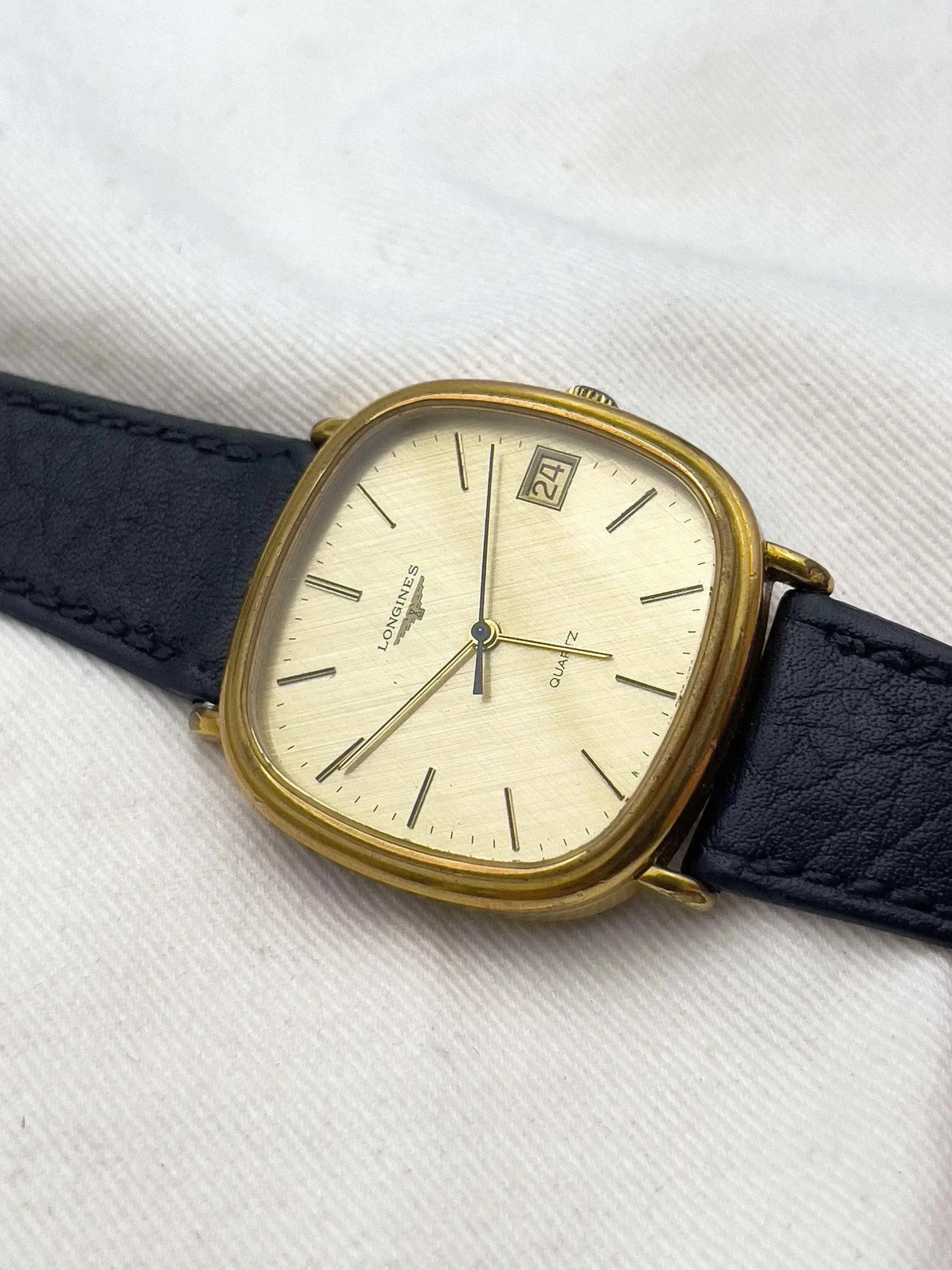 Longines - Lin Carré Or - 1980s - Atelier Victor