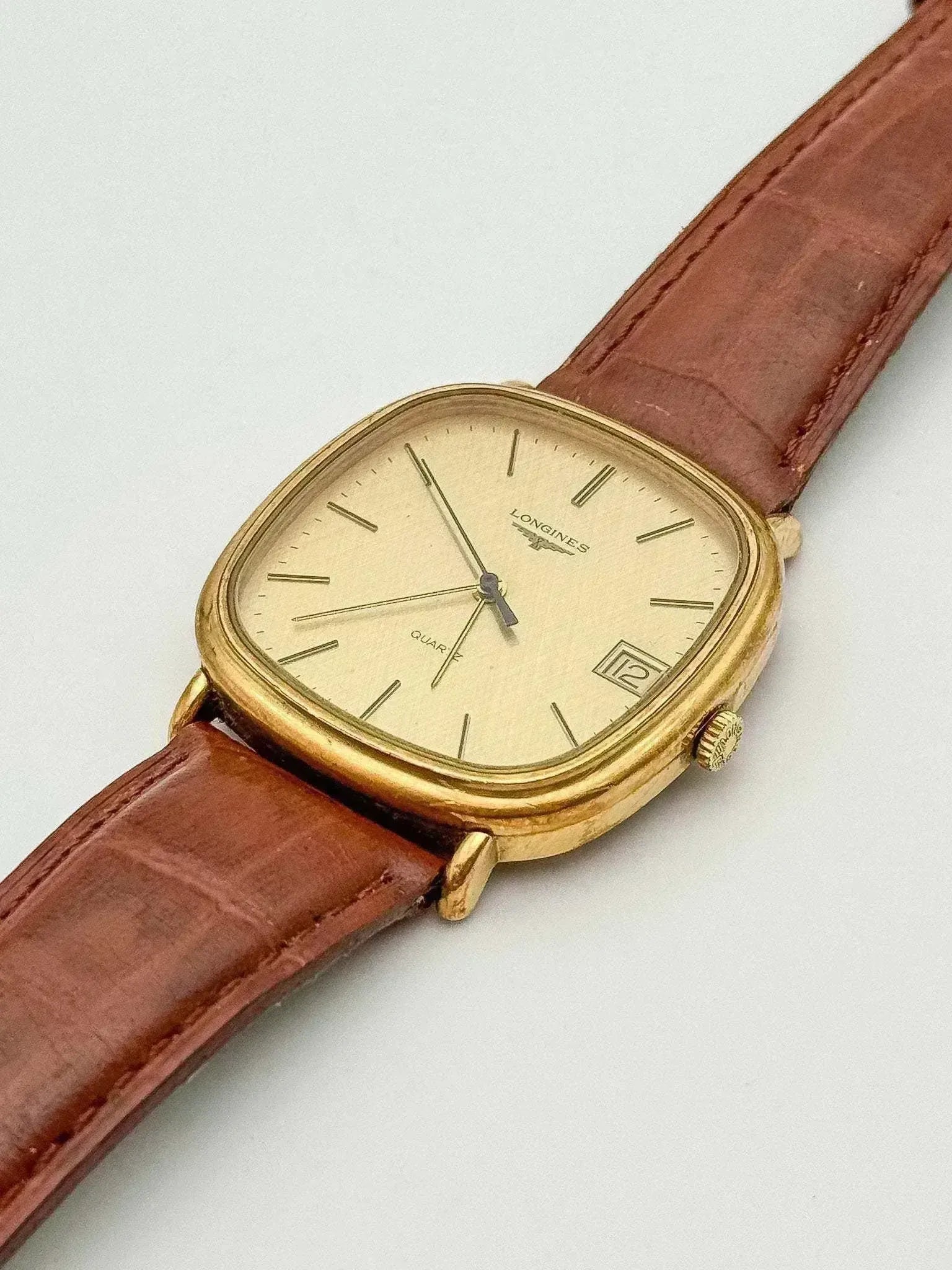 Longines - Linen Dial Square Date - 1979 - Atelier Victor