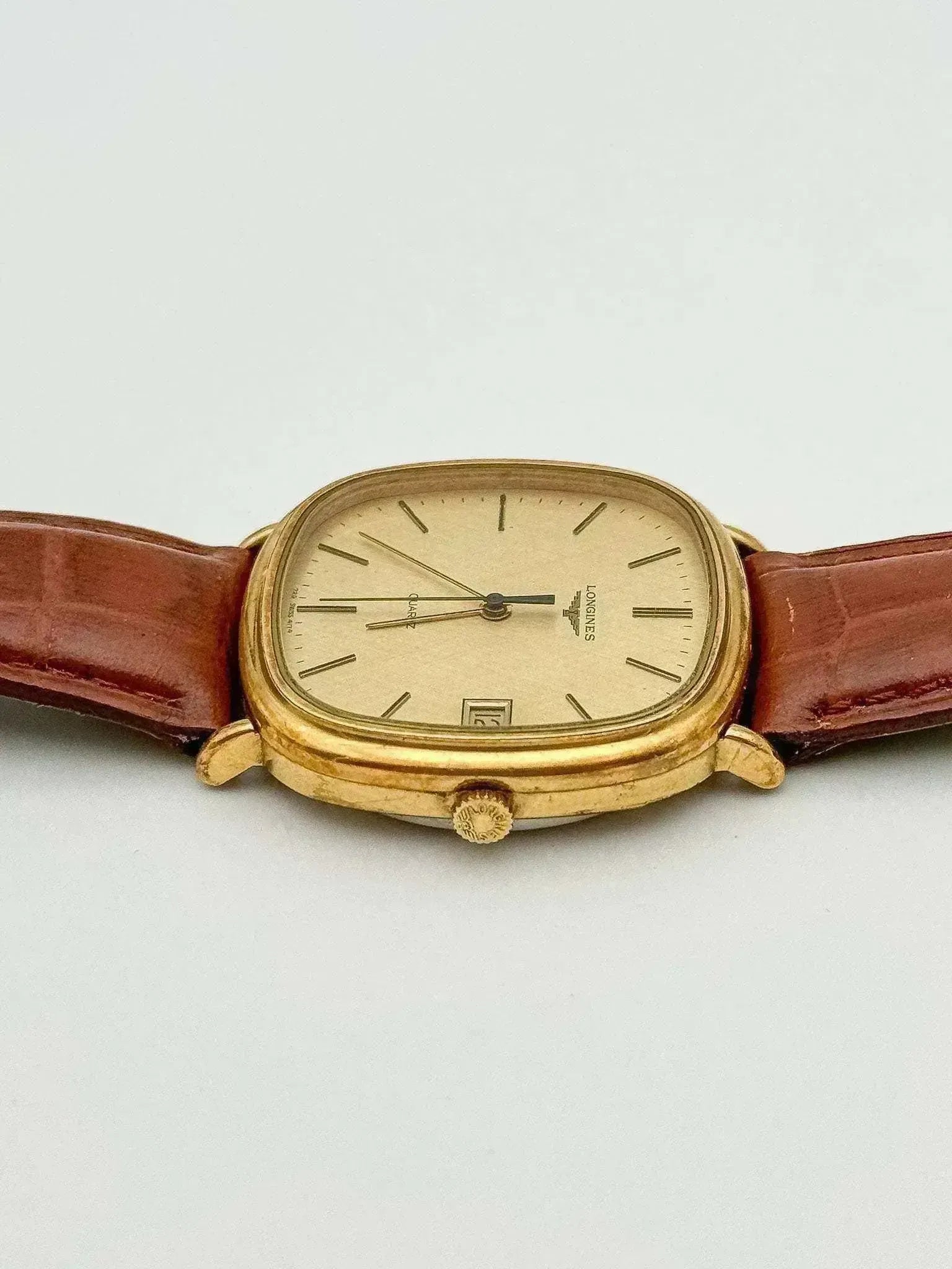 Longines - Linen Dial Square Date - 1979 - Atelier Victor