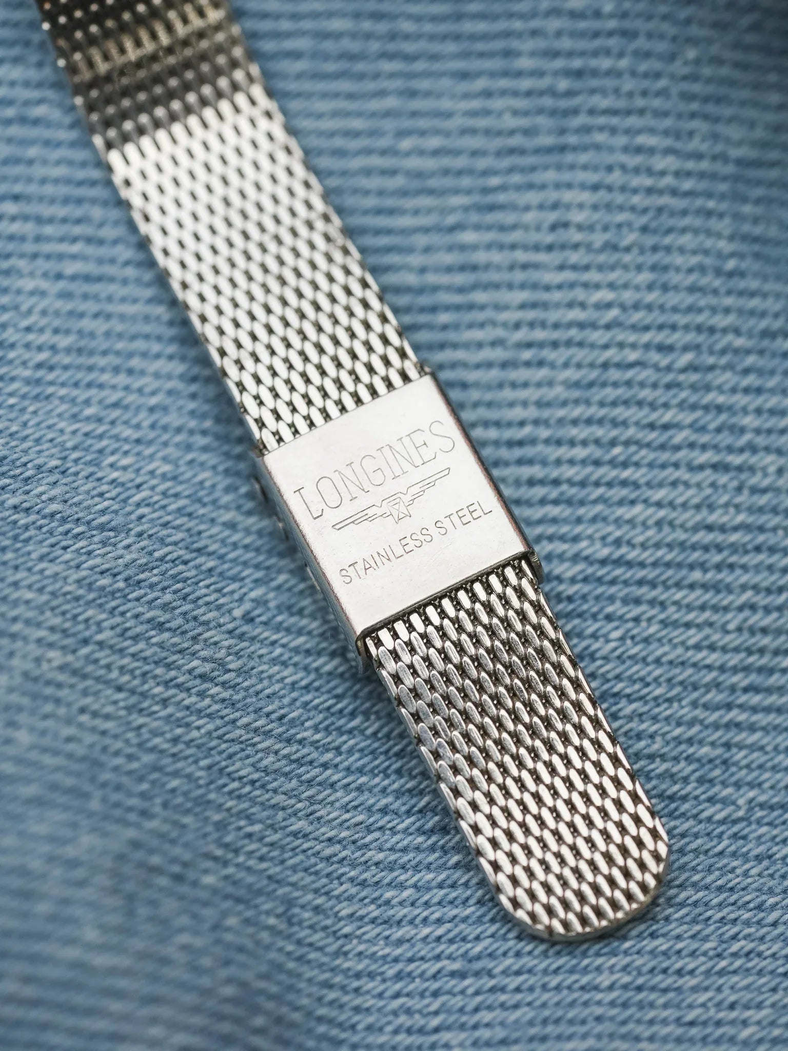 Longines - mini Dress Watch en maille milanaise acier index romain - 1970s - Atelier Victor