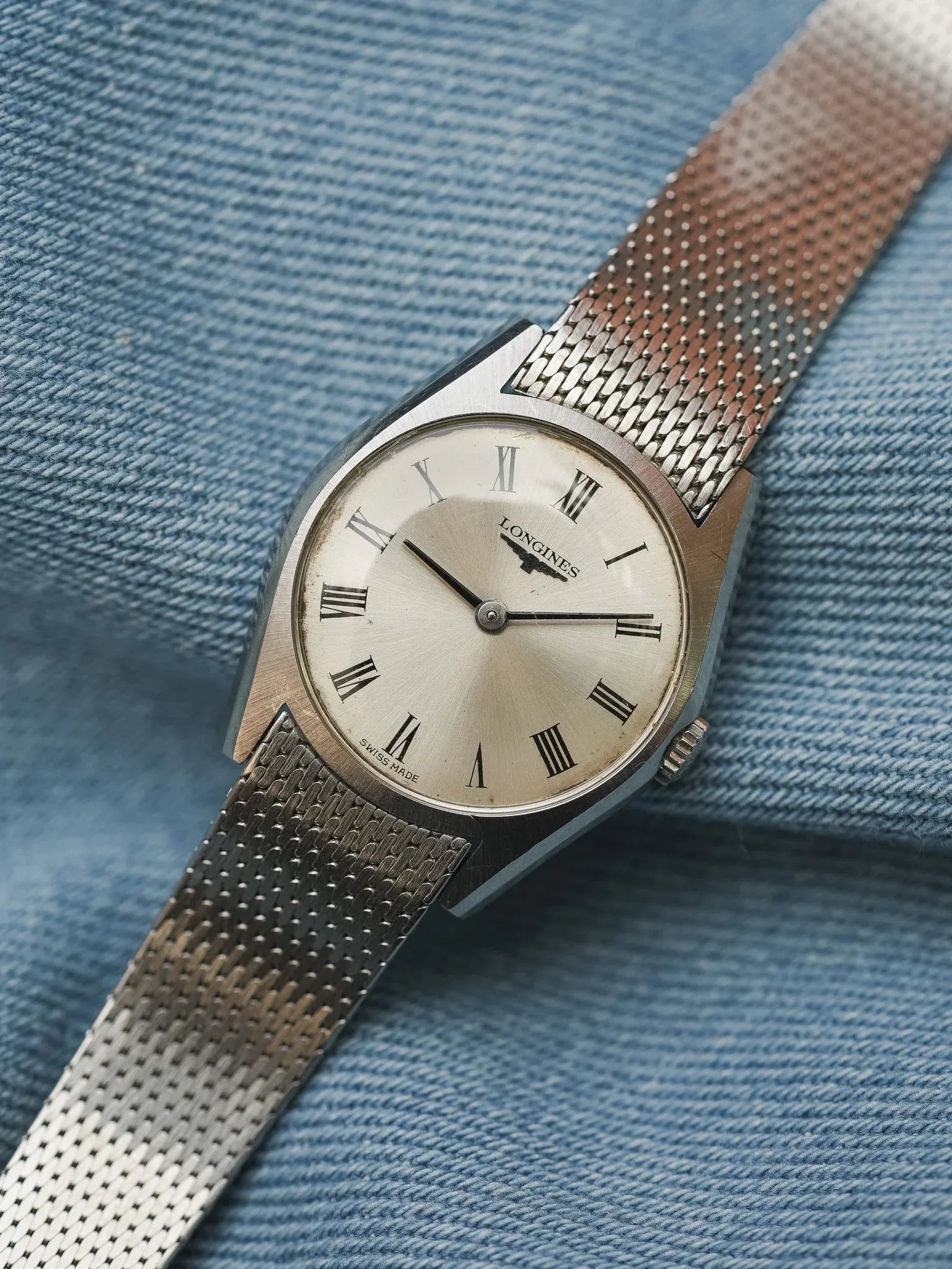 Longines - mini Dress Watch en maille milanaise acier index romain - 1970s - Atelier Victor