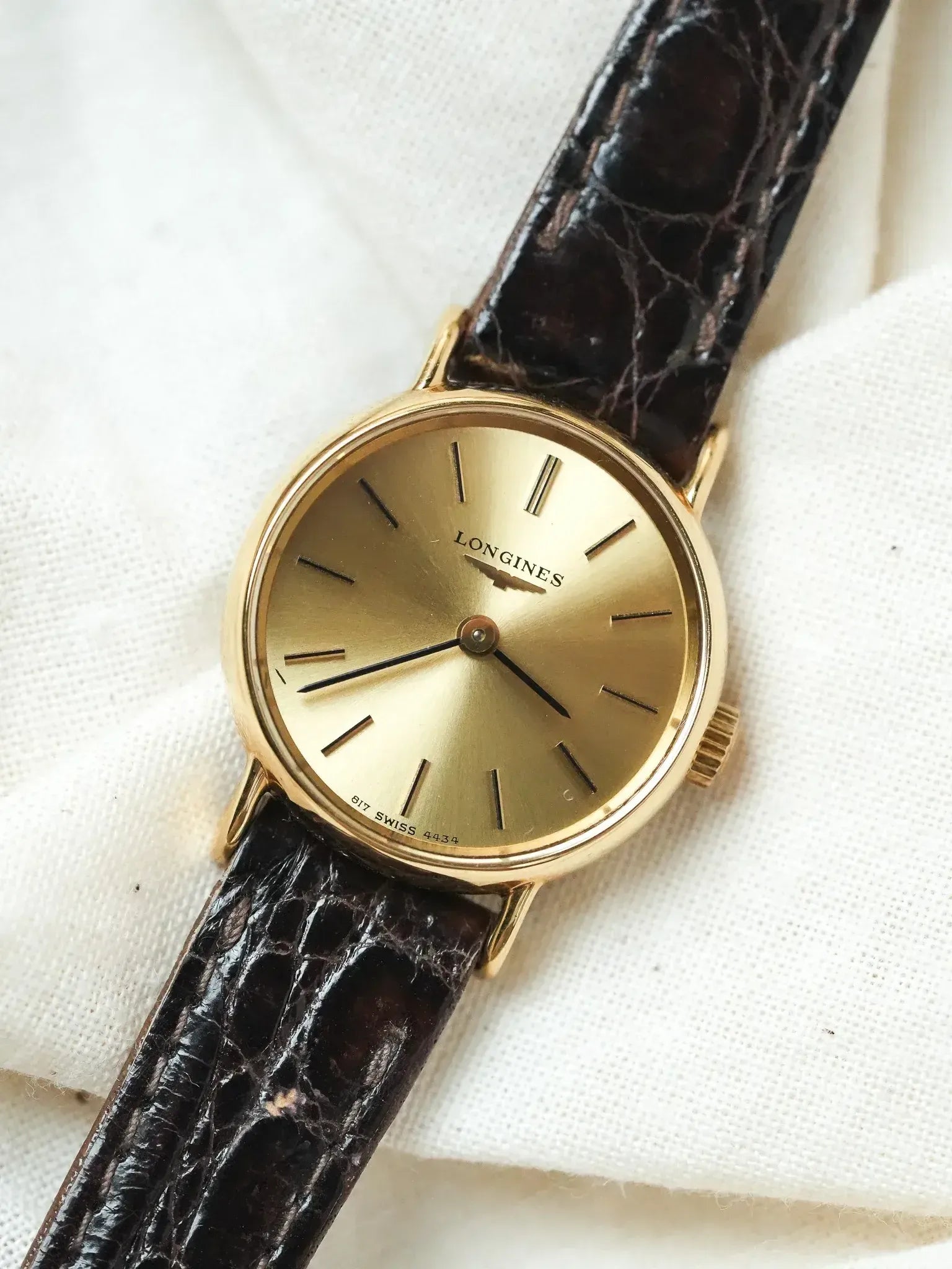 Longines- Mini Montre habillée femme plaqué Or Manuel - NOS - 1980s - Atelier Victor