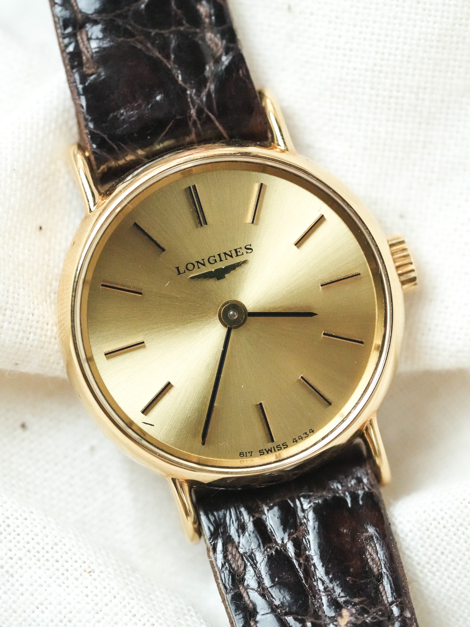 Longines- Mini Montre habillée femme plaqué Or Manuel - NOS - 1980s - Atelier Victor - Vintage Shop