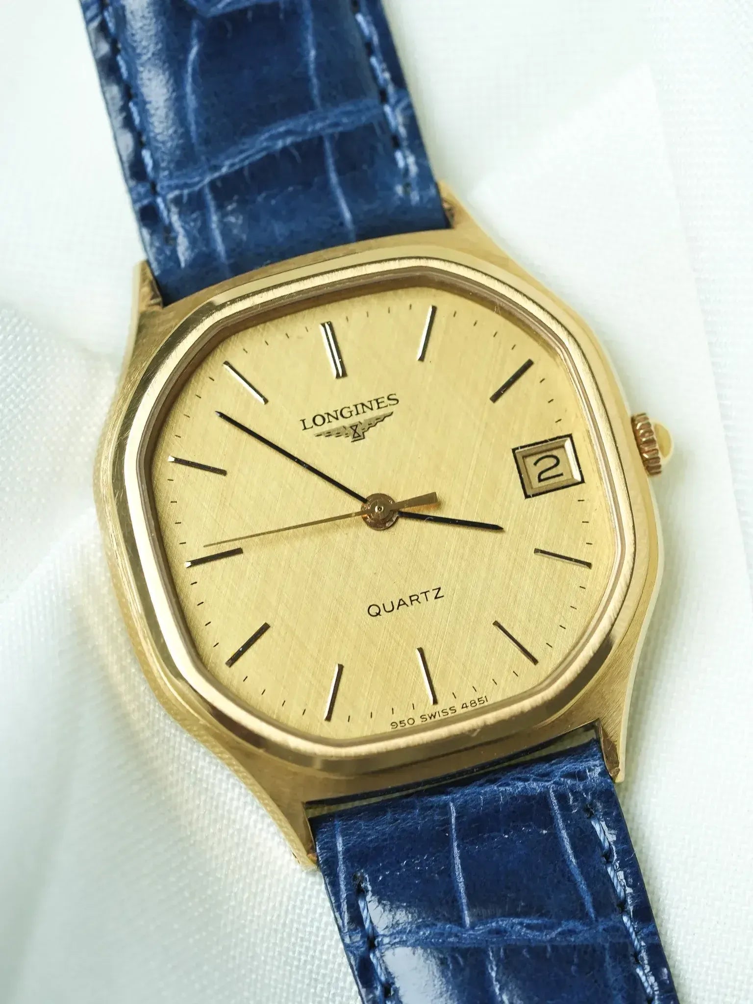 Longines - Octogonale Plaqué or Cadran Lin date - 1980s - Atelier Victor