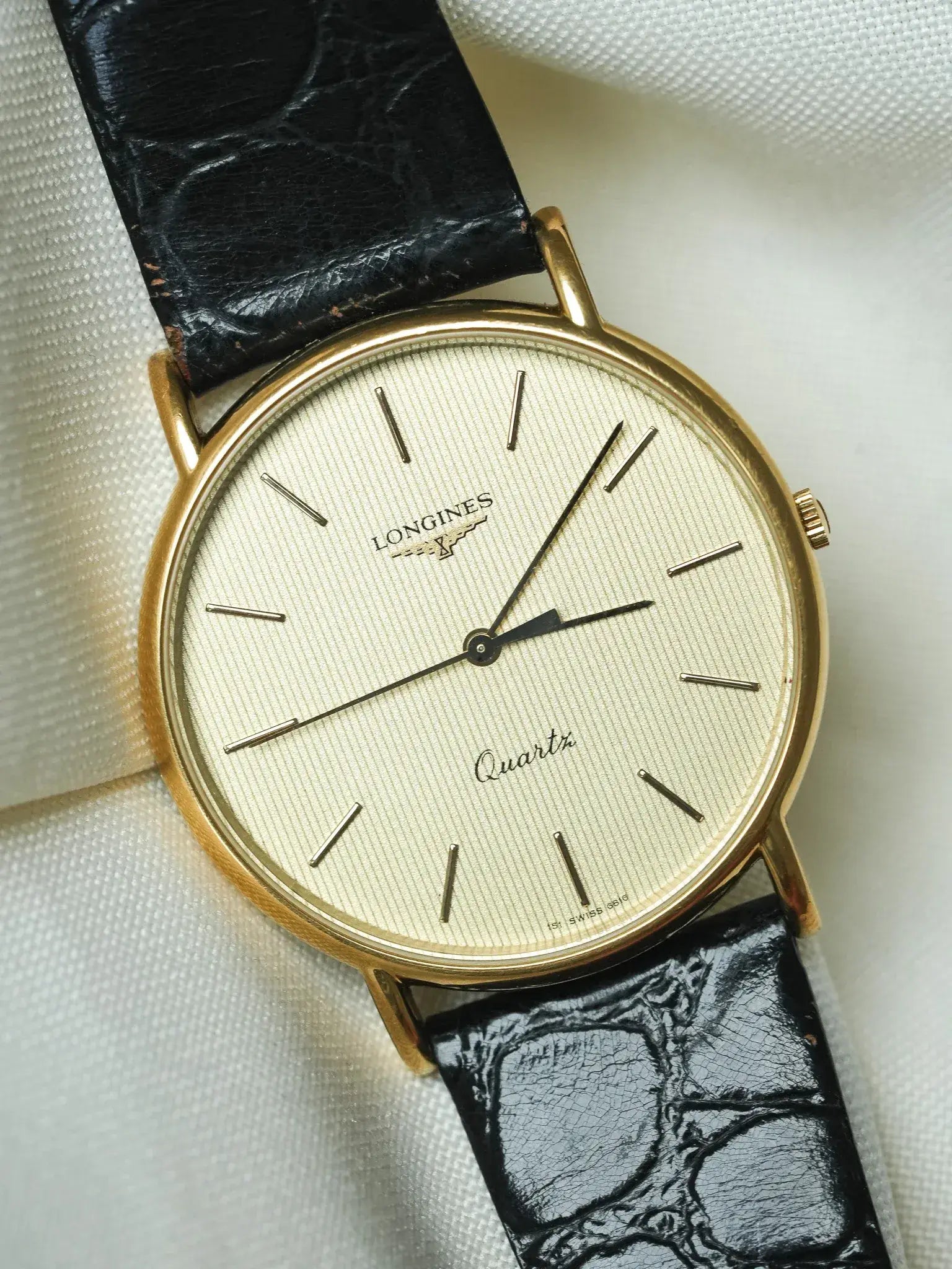 Longines - Or Cadran Tapisserie Champagne Quartz - 1980s