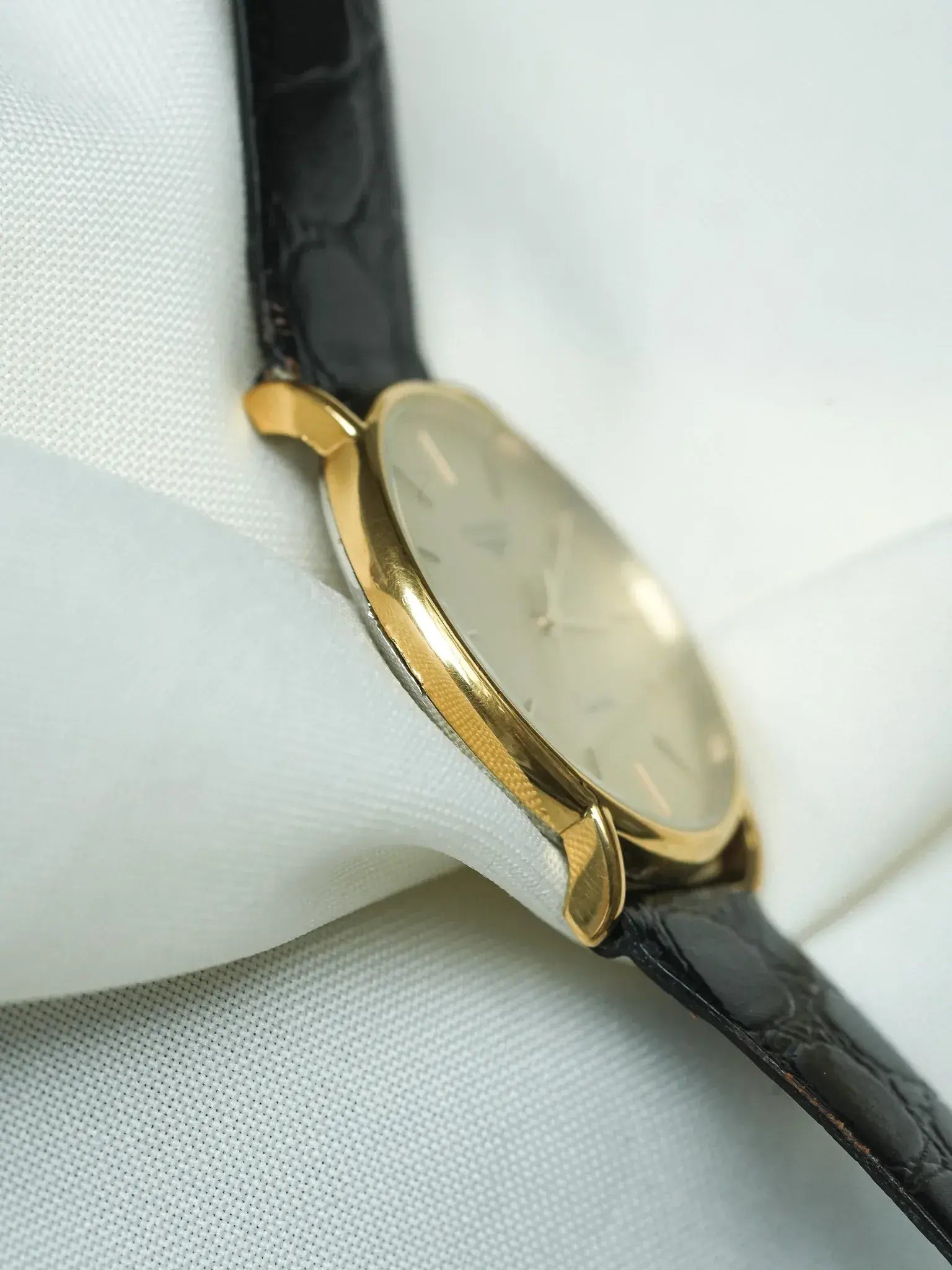 Longines - Gold Tapisserie Zifferblatt Champagner Quarz - 1980s