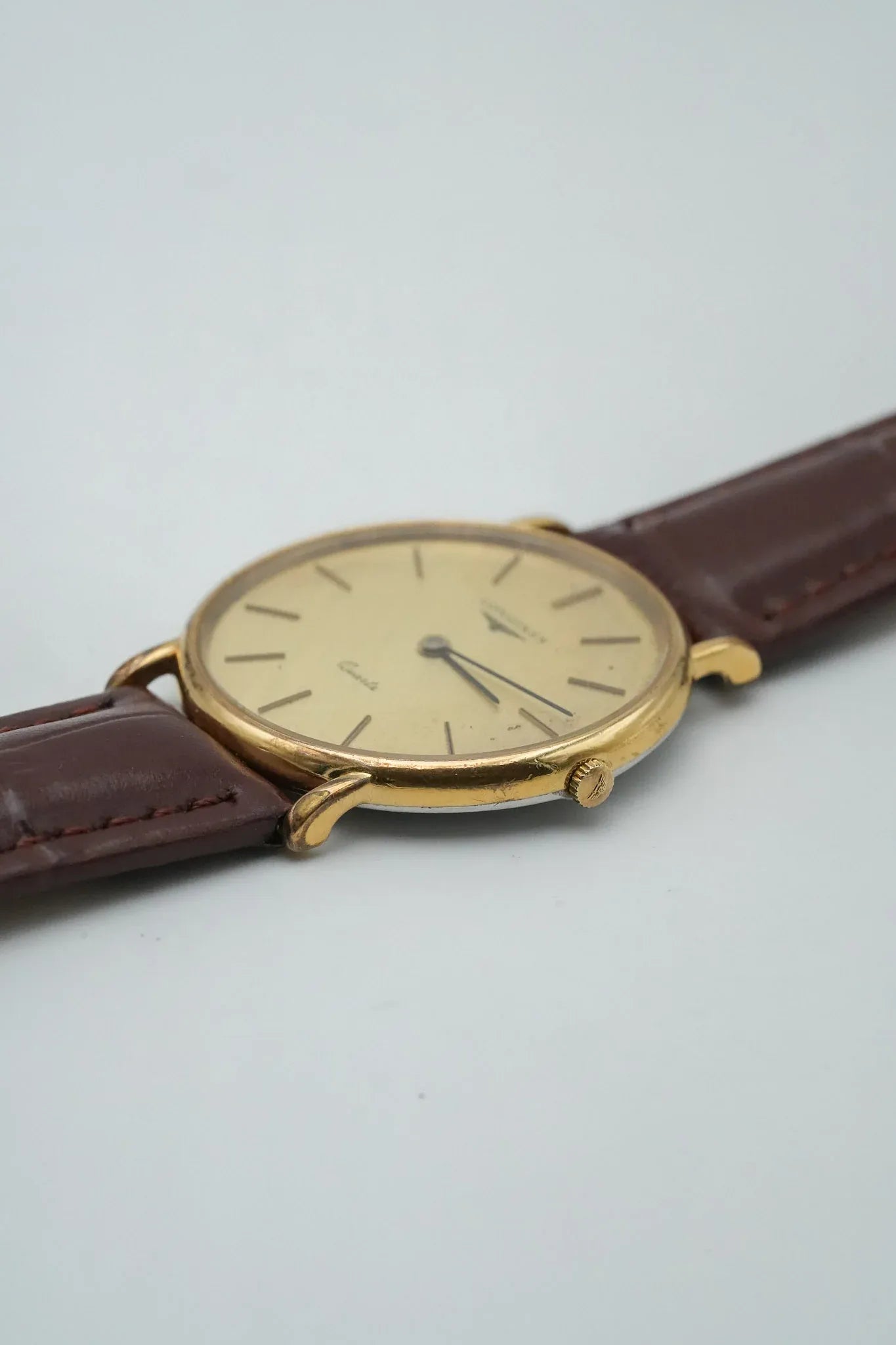 Longines - Plaqué Or Cadran lin Quartz - 1980s - Atelier Victor - Vintage Shop