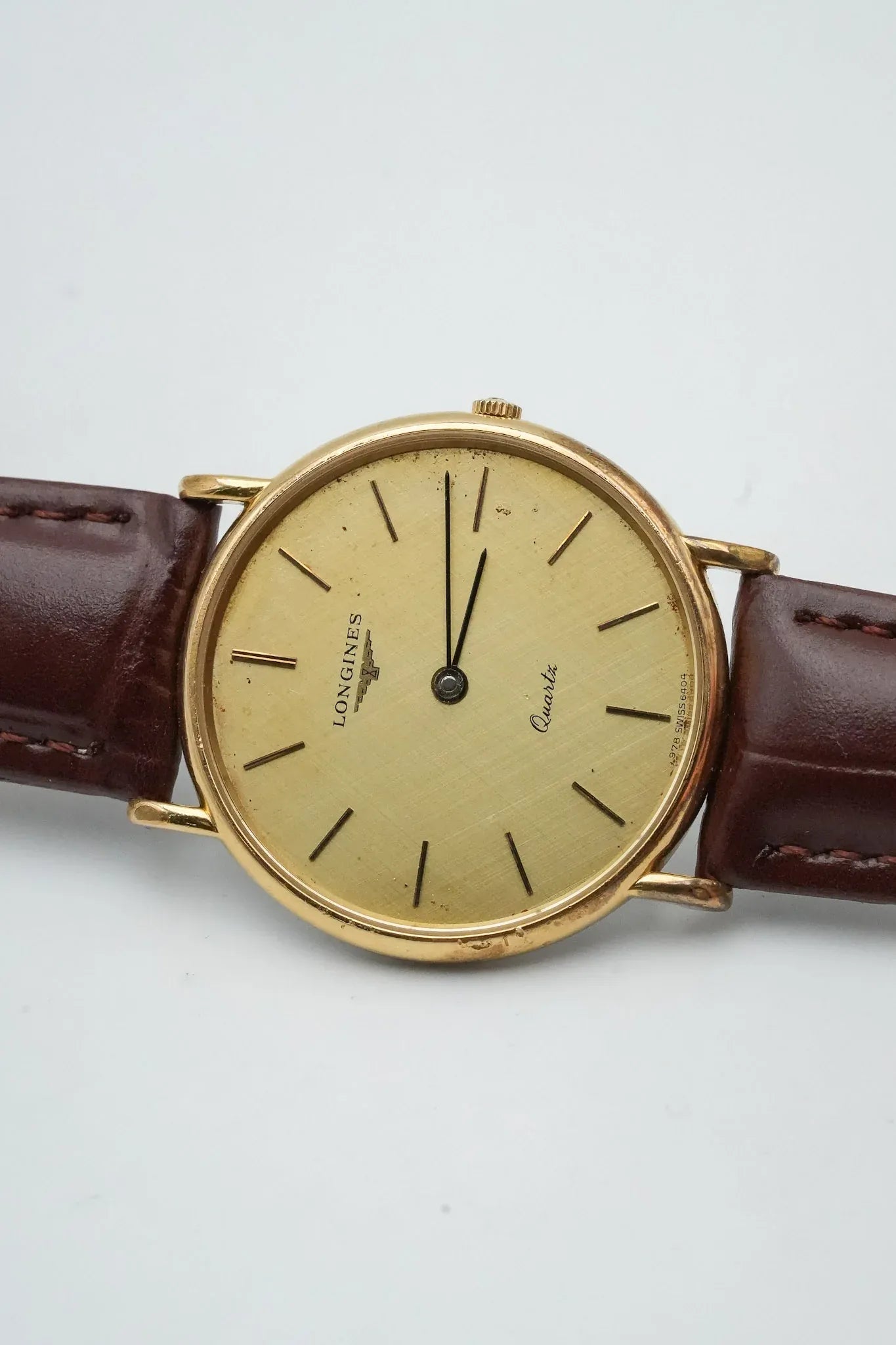 Longines - Plaqué Or Cadran lin Quartz - 1980s - Atelier Victor - Vintage Shop
