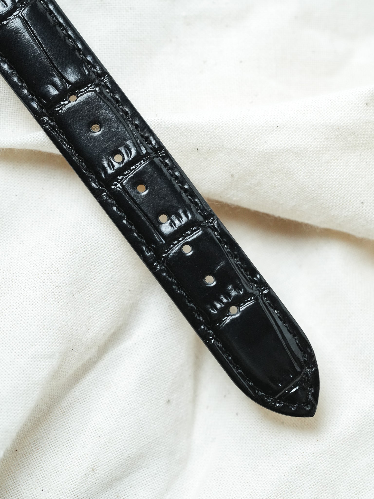 Longines - Présence Quartz Or Cadran Or - 1980s - Atelier Victor - Vintage Shop