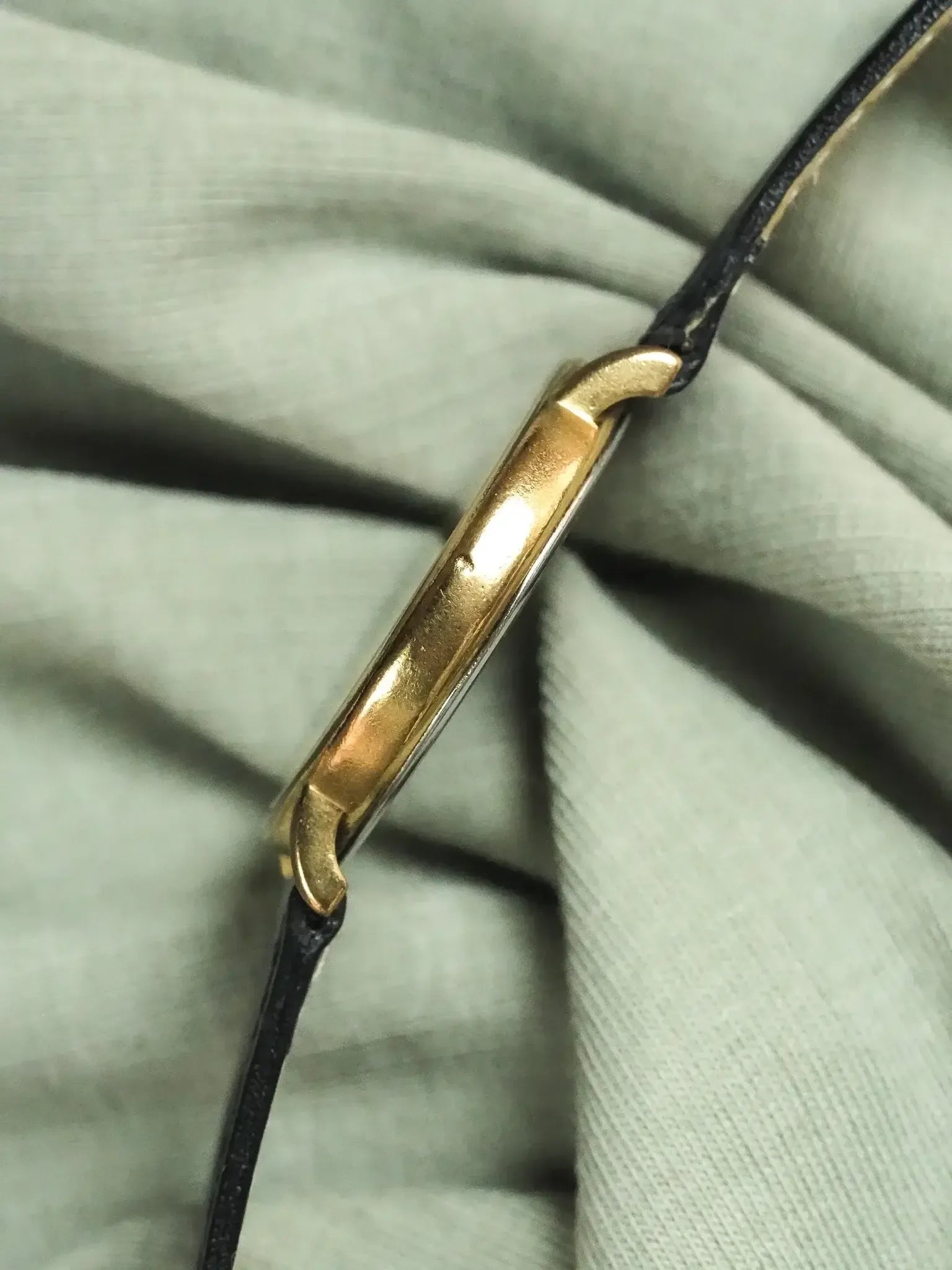 Longines - Presence Ronde Or date - 1980s - Atelier Victor