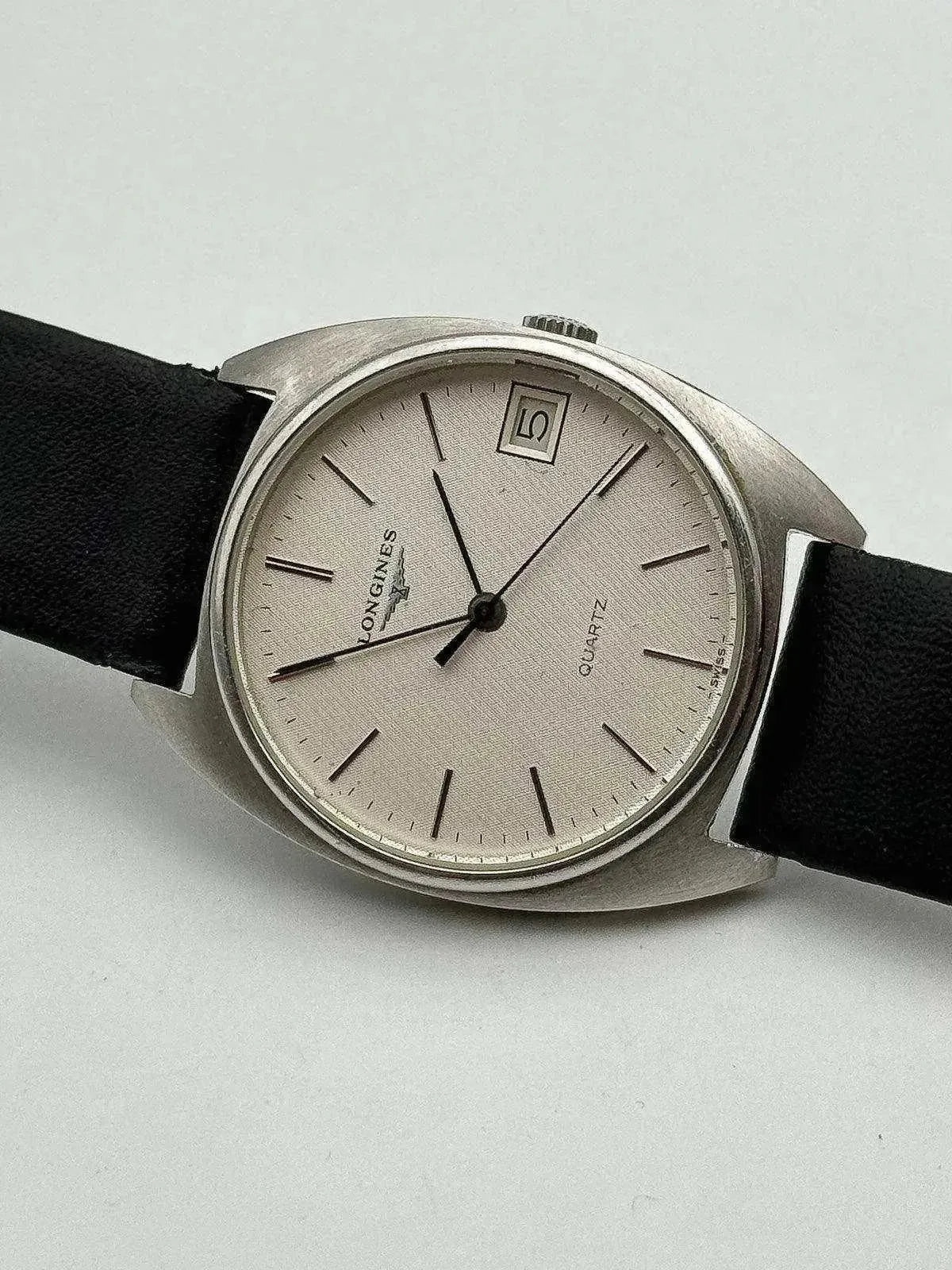 Longines - Silver Linen Dial - 1978 - Atelier Victor - Vintage Shop