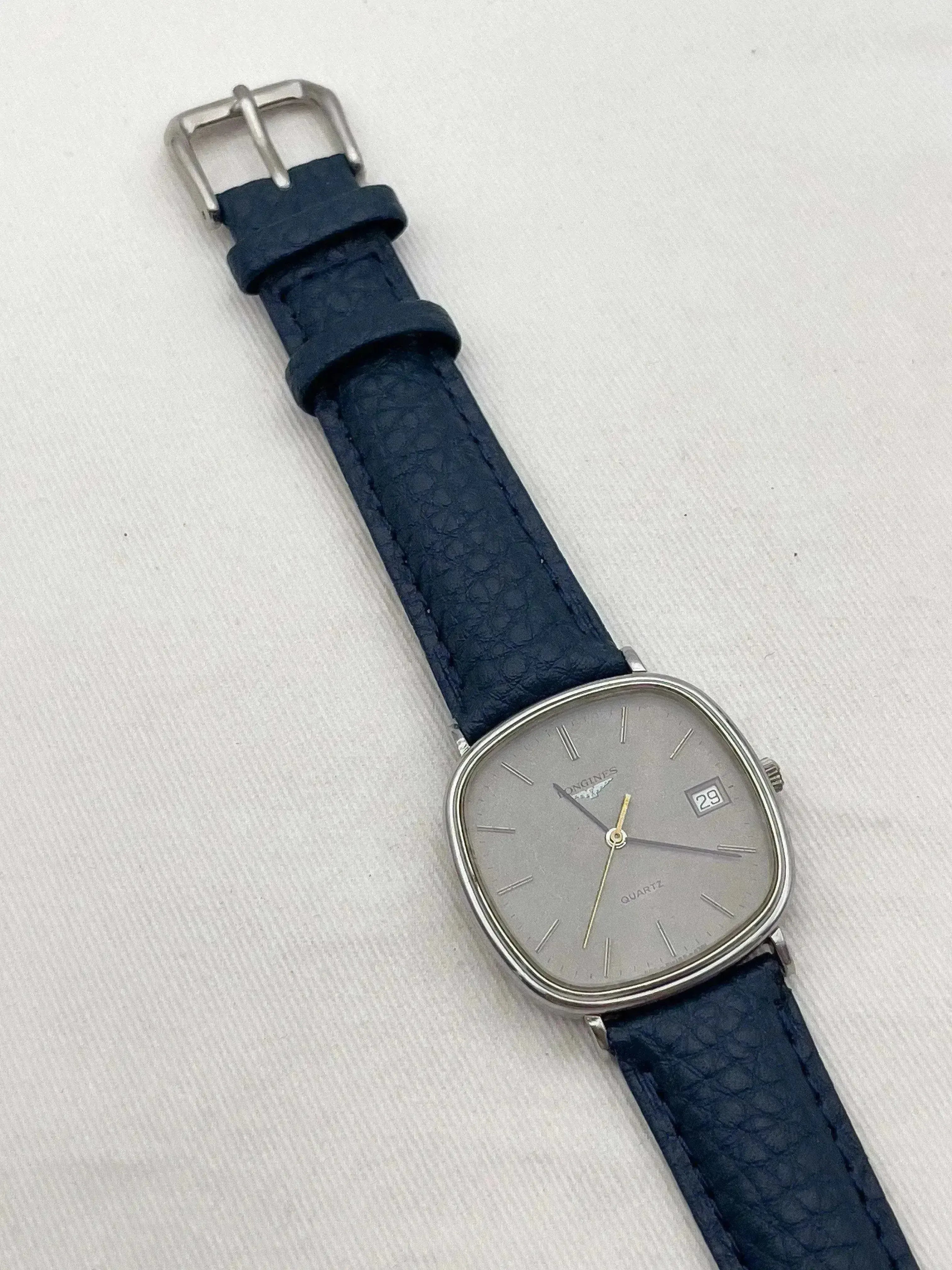Longines - Square Grey - 1979 - Atelier Victor