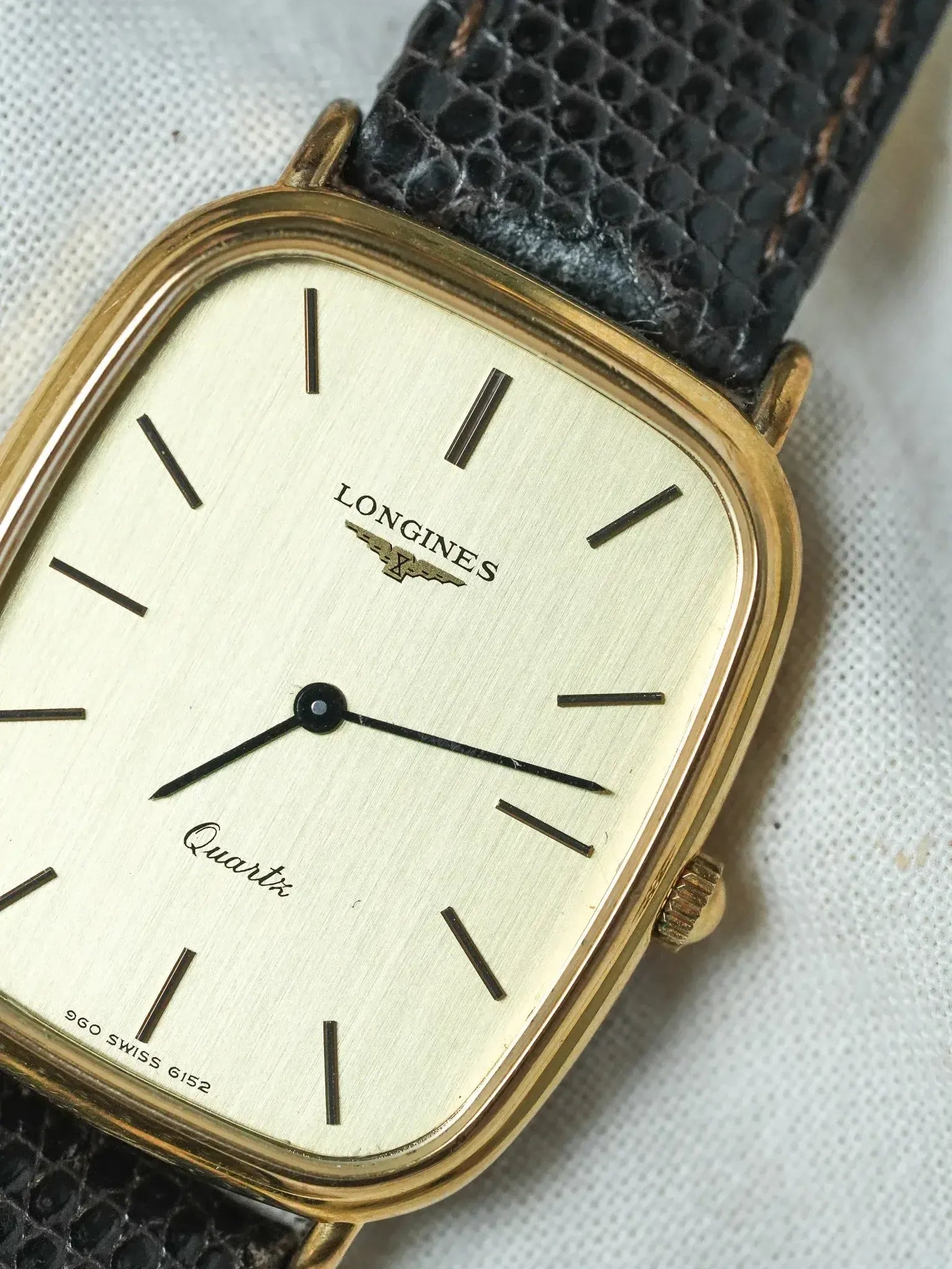 Longines - Tonneau Allongé plaqué Or index onyx - 1980s - Atelier Victor