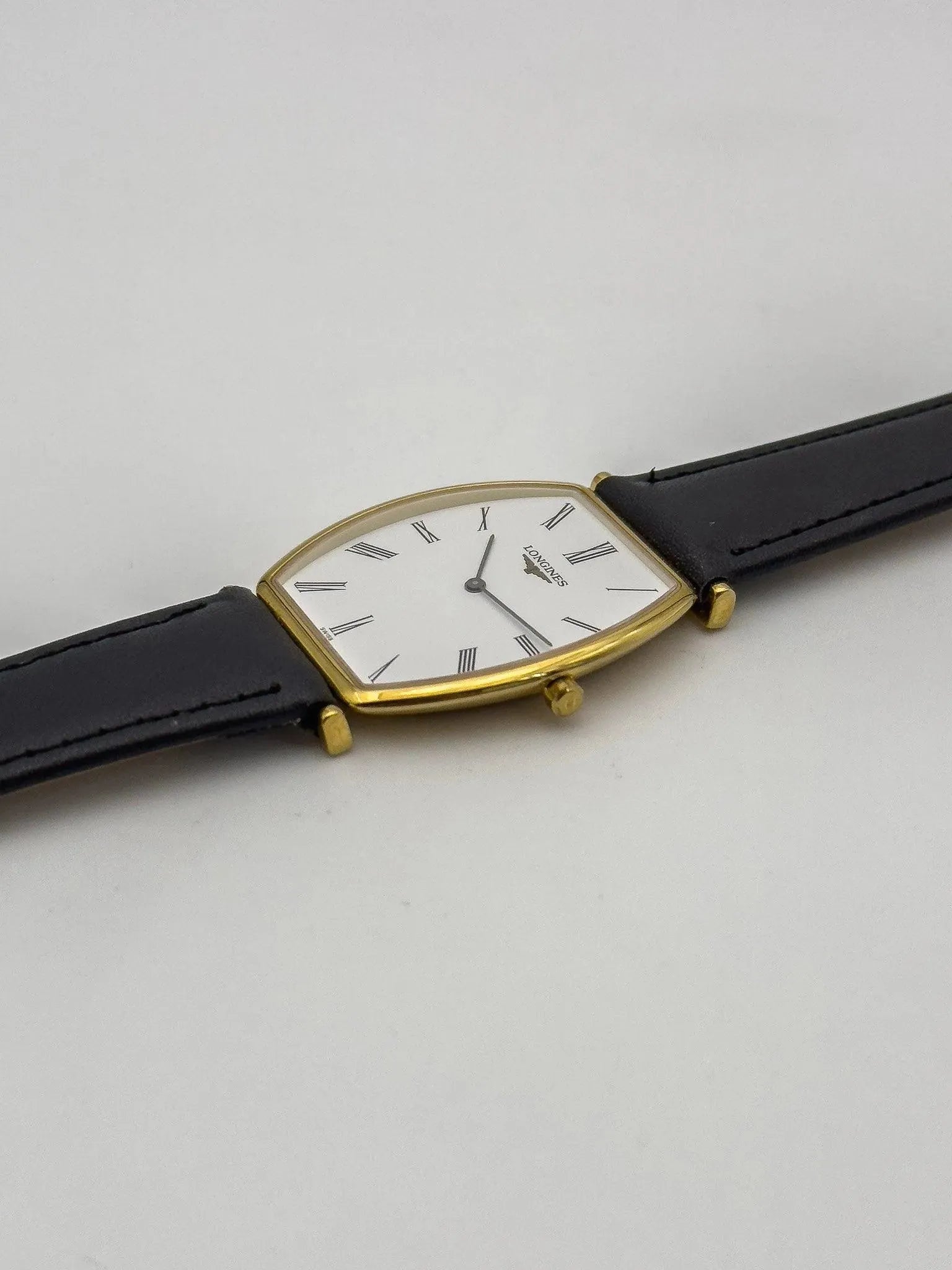 Longines - Tonneau La Grande Classique White Dial - 1990s - Atelier Victor Paris - Vintage Watch Shop Dubai