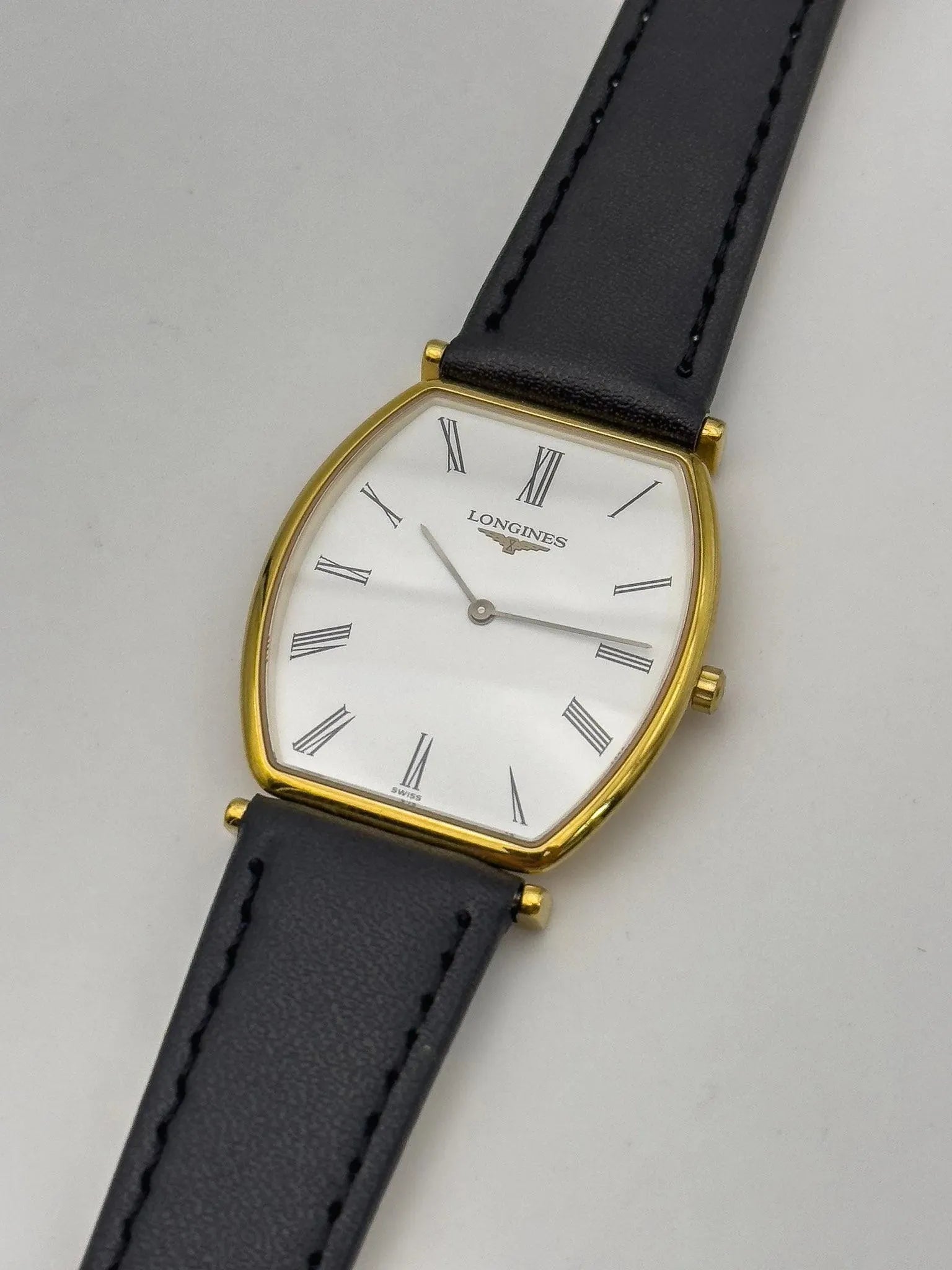 Longines - Tonneau La Grande Classique White Dial - 1990s - Atelier Victor Paris - Vintage Watch Shop Dubai