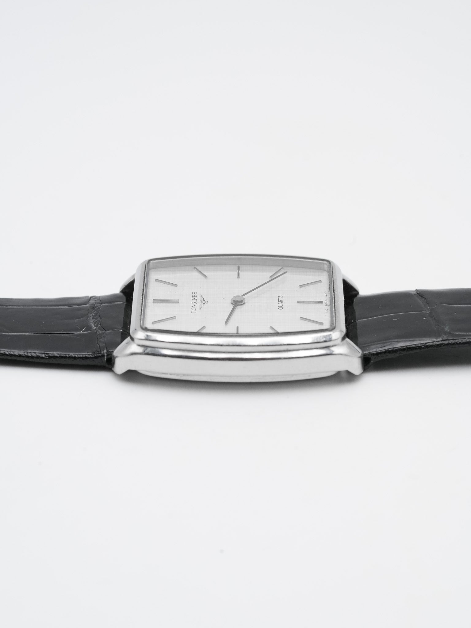 Longines - Tonneau Lin Acier - 1980s - Atelier Victor - Vintage Shop